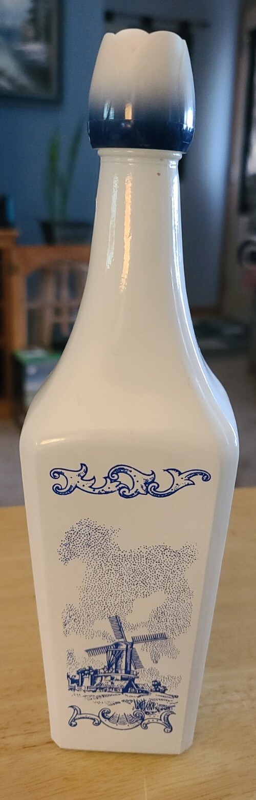 Vintage Vandermint White Glass Blue Windmill Liquor Bottle Decanter Holland