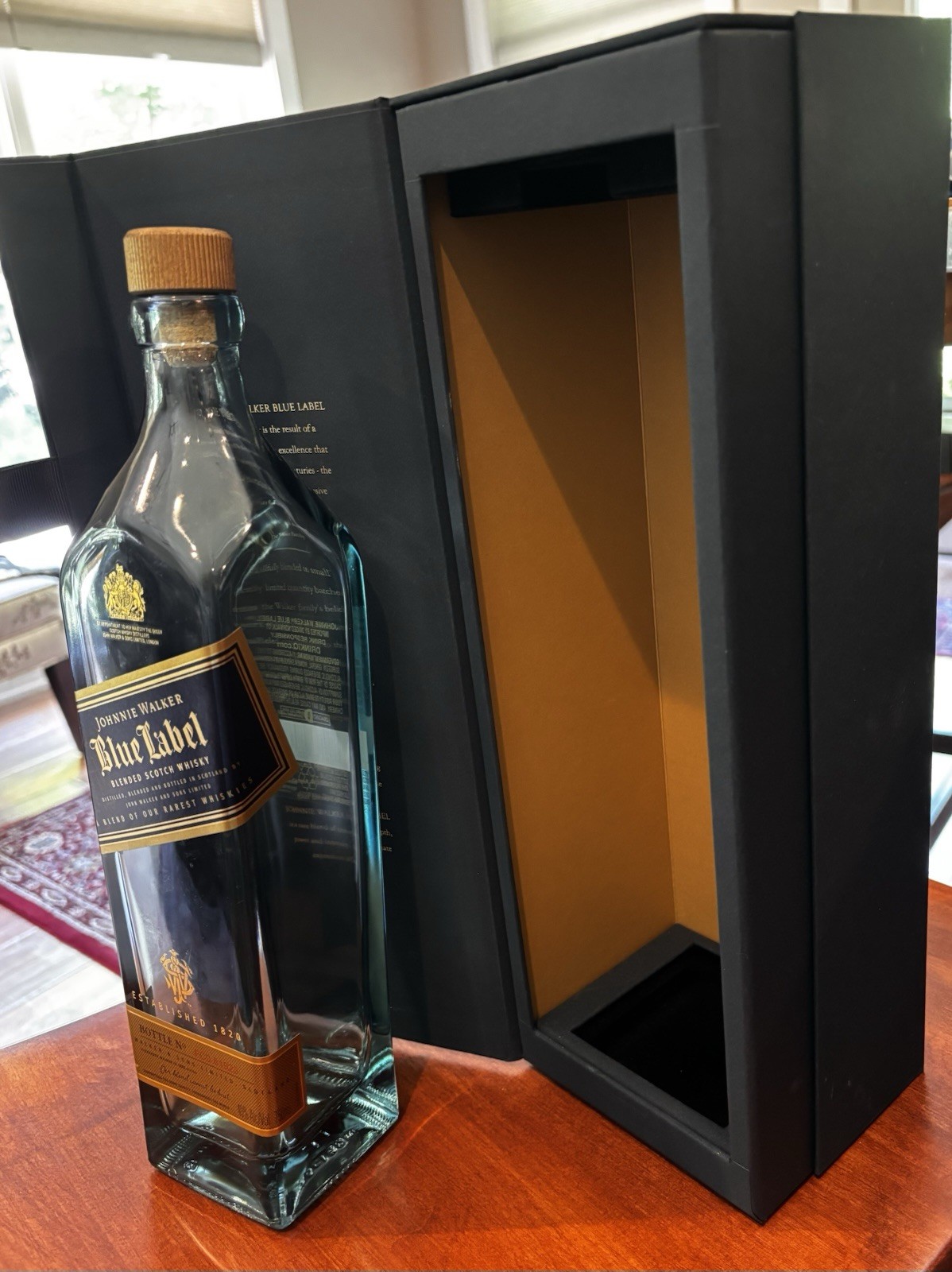 Johnnie Walker Blue Label 750ml Empty Bottle and Box Decanter Display