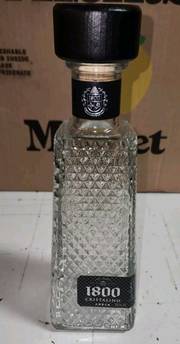 1800 Cristalino Anejo Decanter Bottle Empty Tequila Whiskey