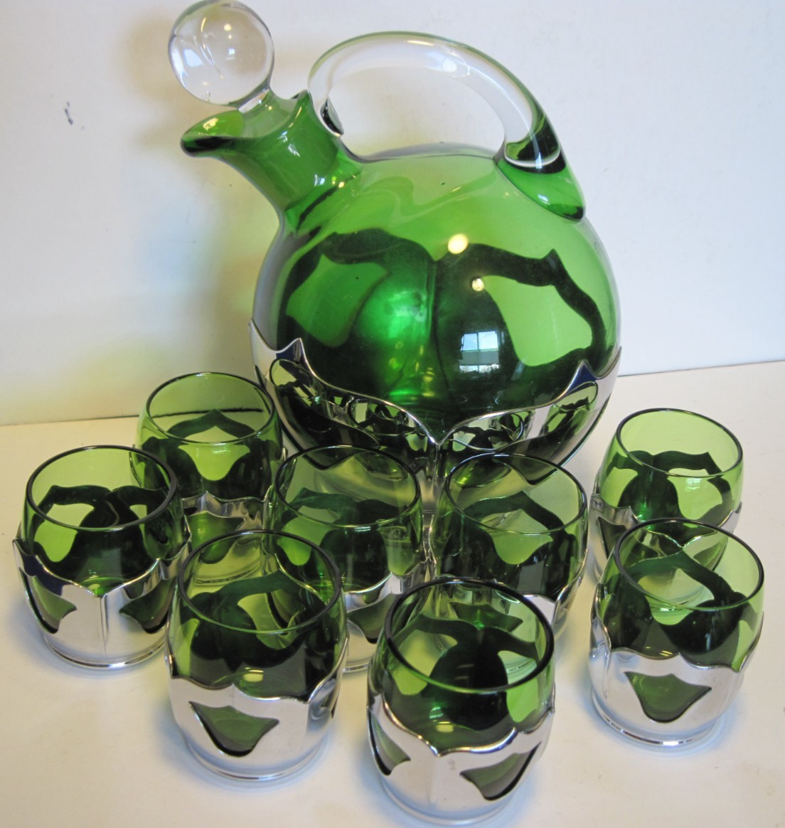 Vintage Farber Bros Emerald Green & Chrome Decanter with 8 Cordial glasses – EXC