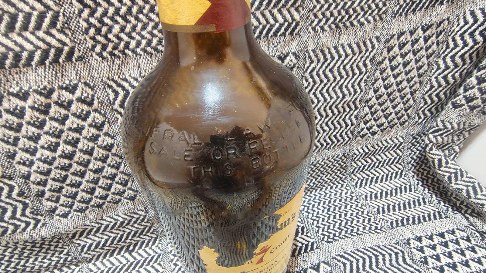 Antique Vintage Seagram’s 7 Seven Crown Whiskey Glass Bottle 1 Gallon Empty