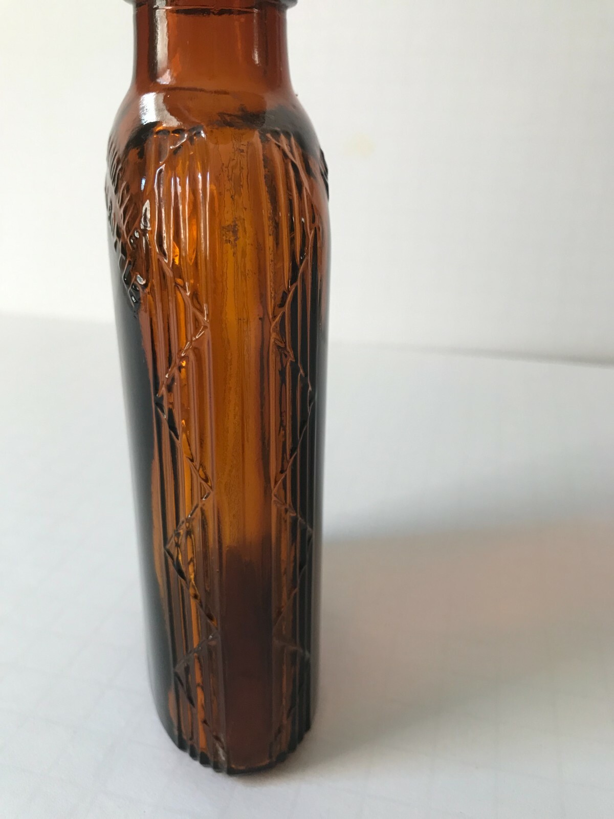 Half Pt. Whiskey or Prescription bottle-Obear-Nester Co. Made in E. St Louis IL