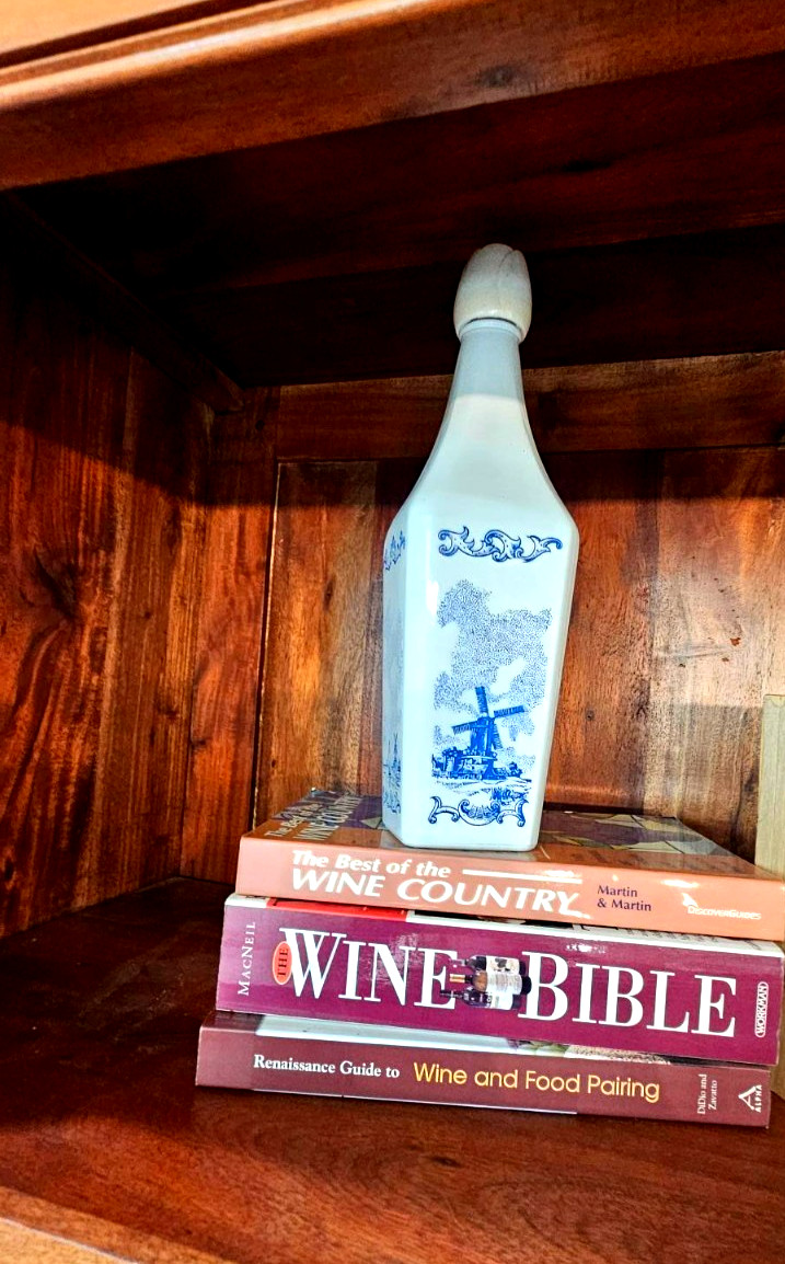 Vintage Delft Blue Holland Gin Bottle Windmill Decanter w Tulip Stopper