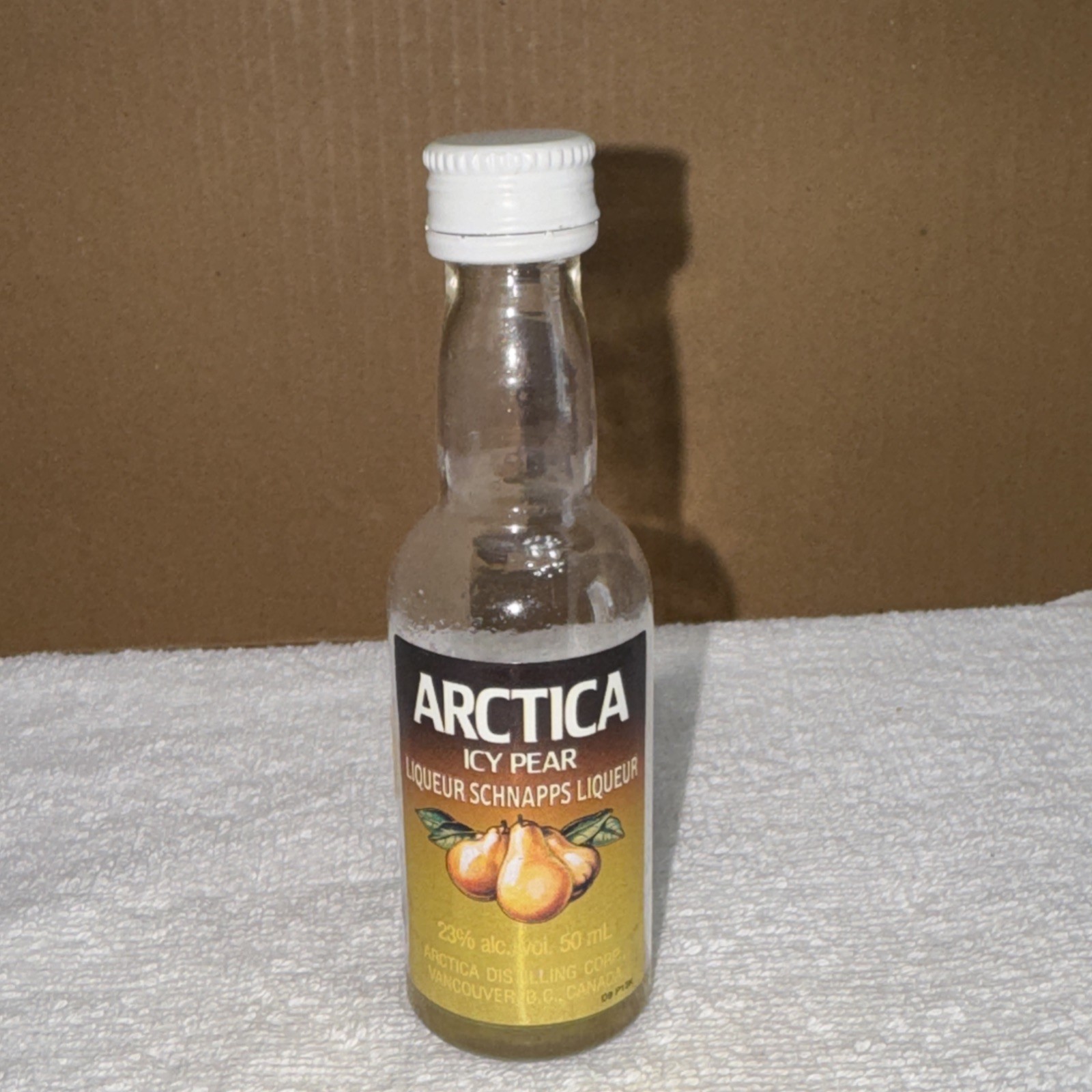 Arctica Icy Pear Schnapps Liqueur Mini Plastic Liquor Bottle EMPTY