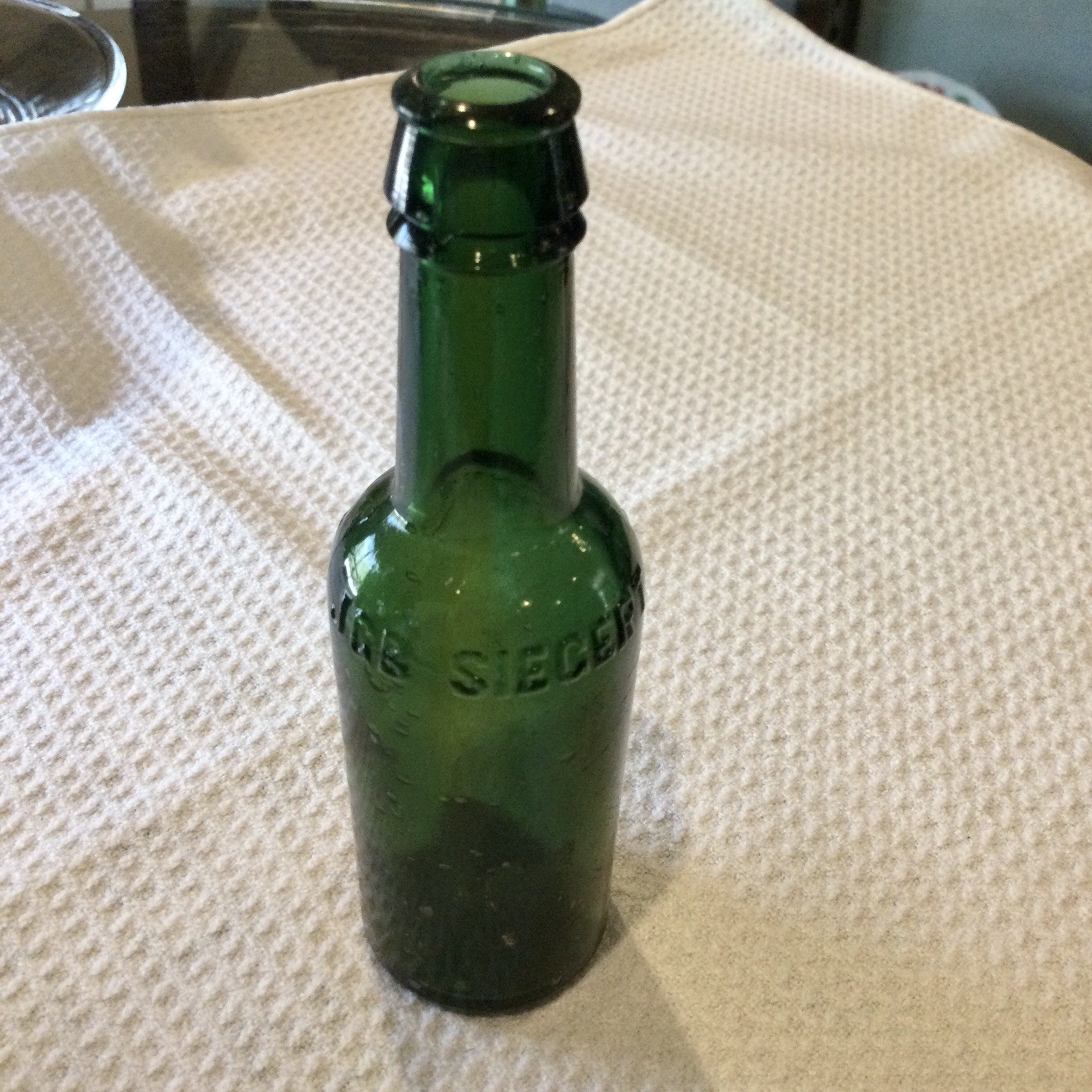 Antique 1920 Deep Forest Green Glass DR JGB SIEGERT & SONS BITTERS BOTTLE ~5”