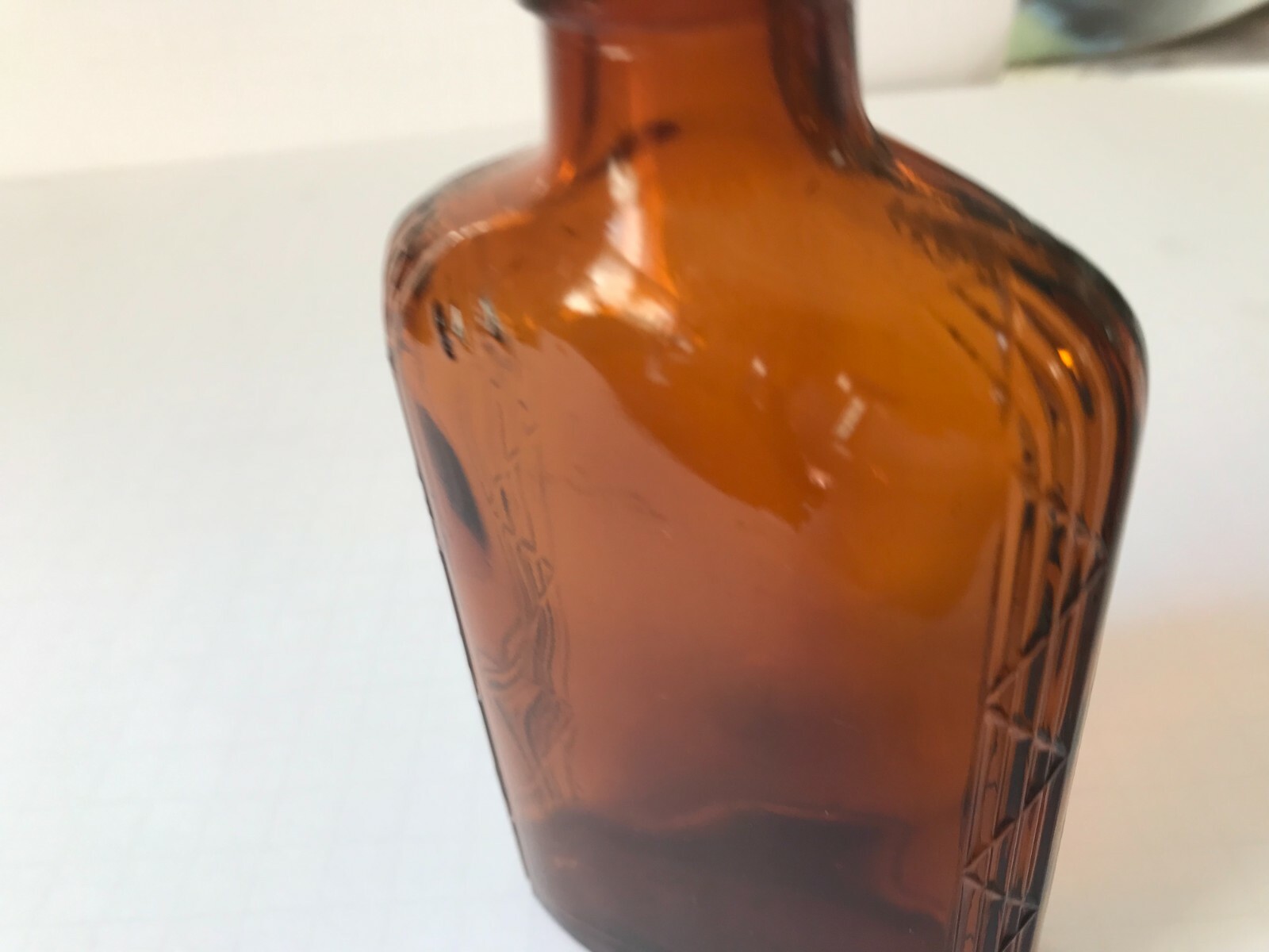 Half Pt. Whiskey or Prescription bottle-Obear-Nester Co. Made in E. St Louis IL