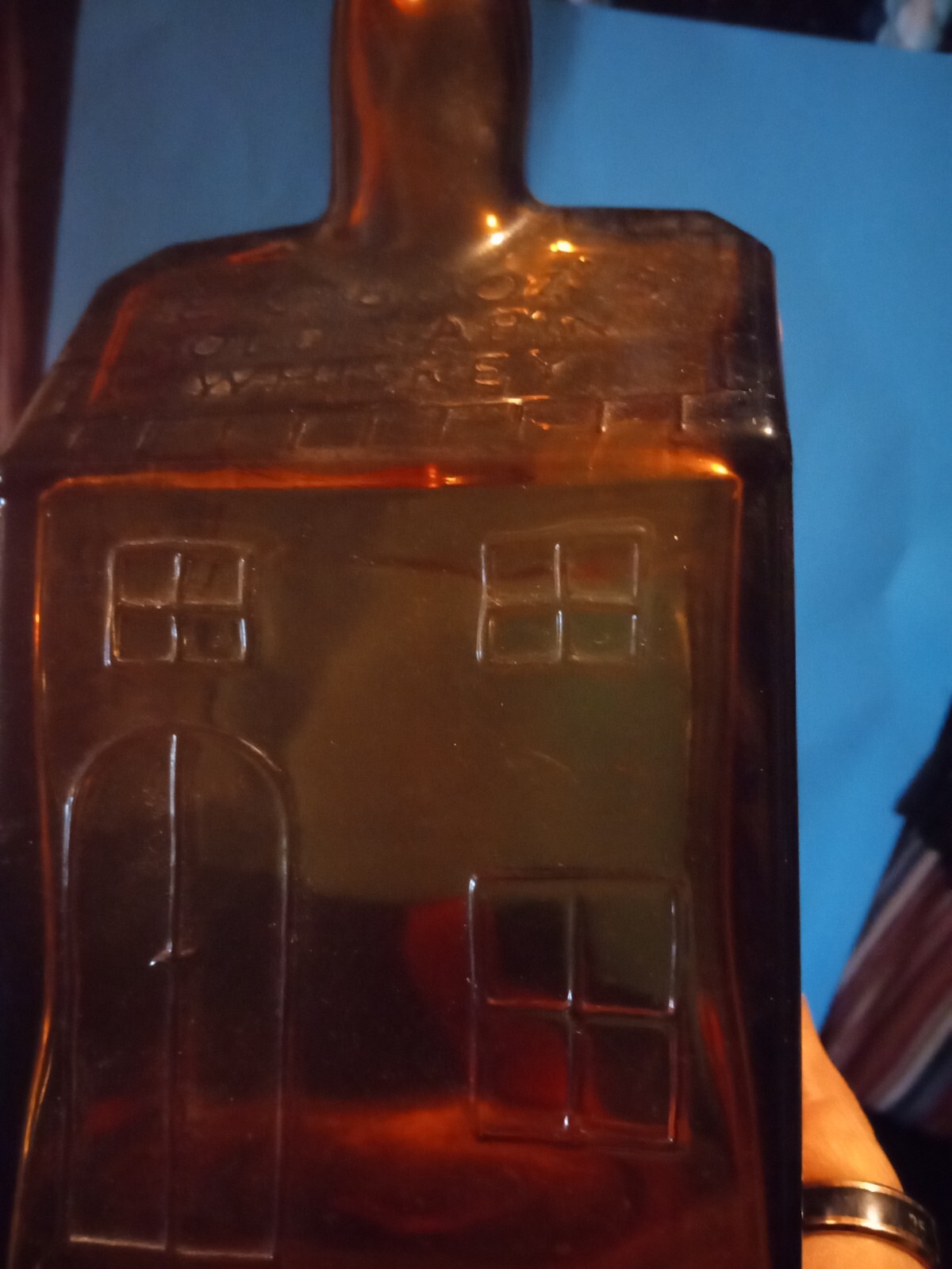 Vintage E.C. BOOZ’S OLD CABIN WHISKEY Philadelphia Bottle – EXCELLENT CONDITION