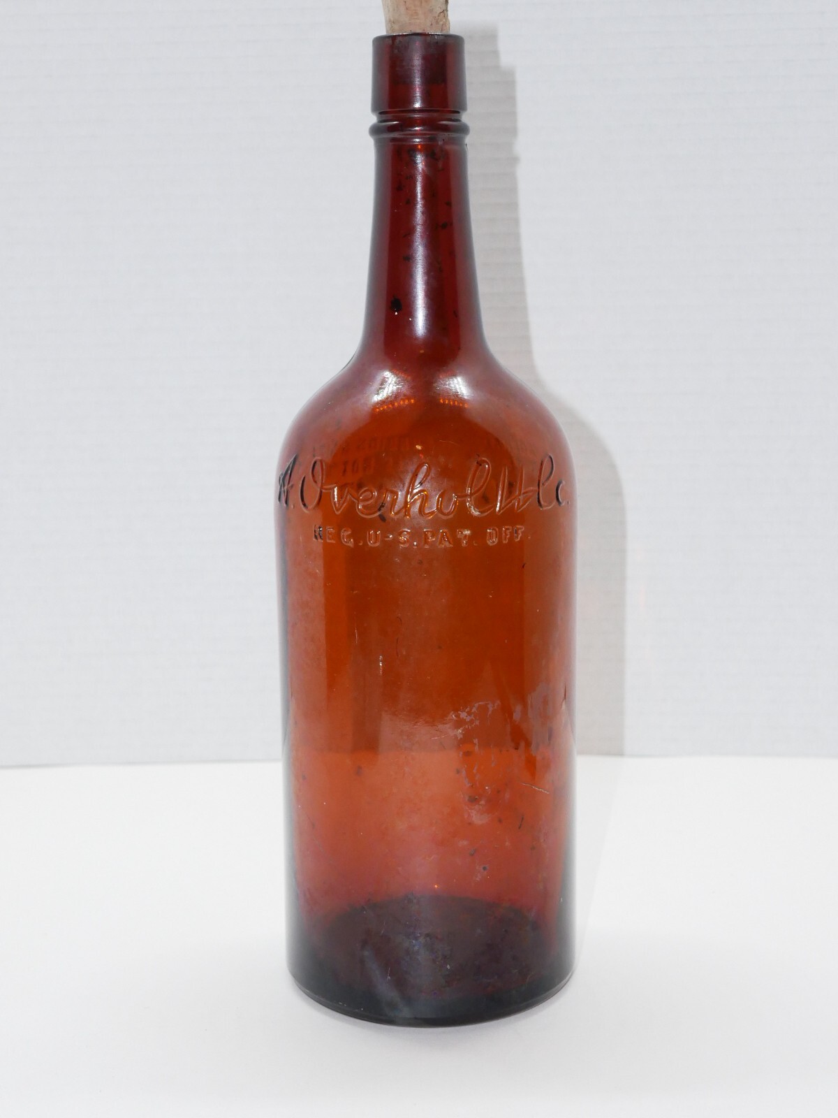 A. Overholt Owens Illinois Amber Glass Whiskey Bottle Full Quart Federal Law