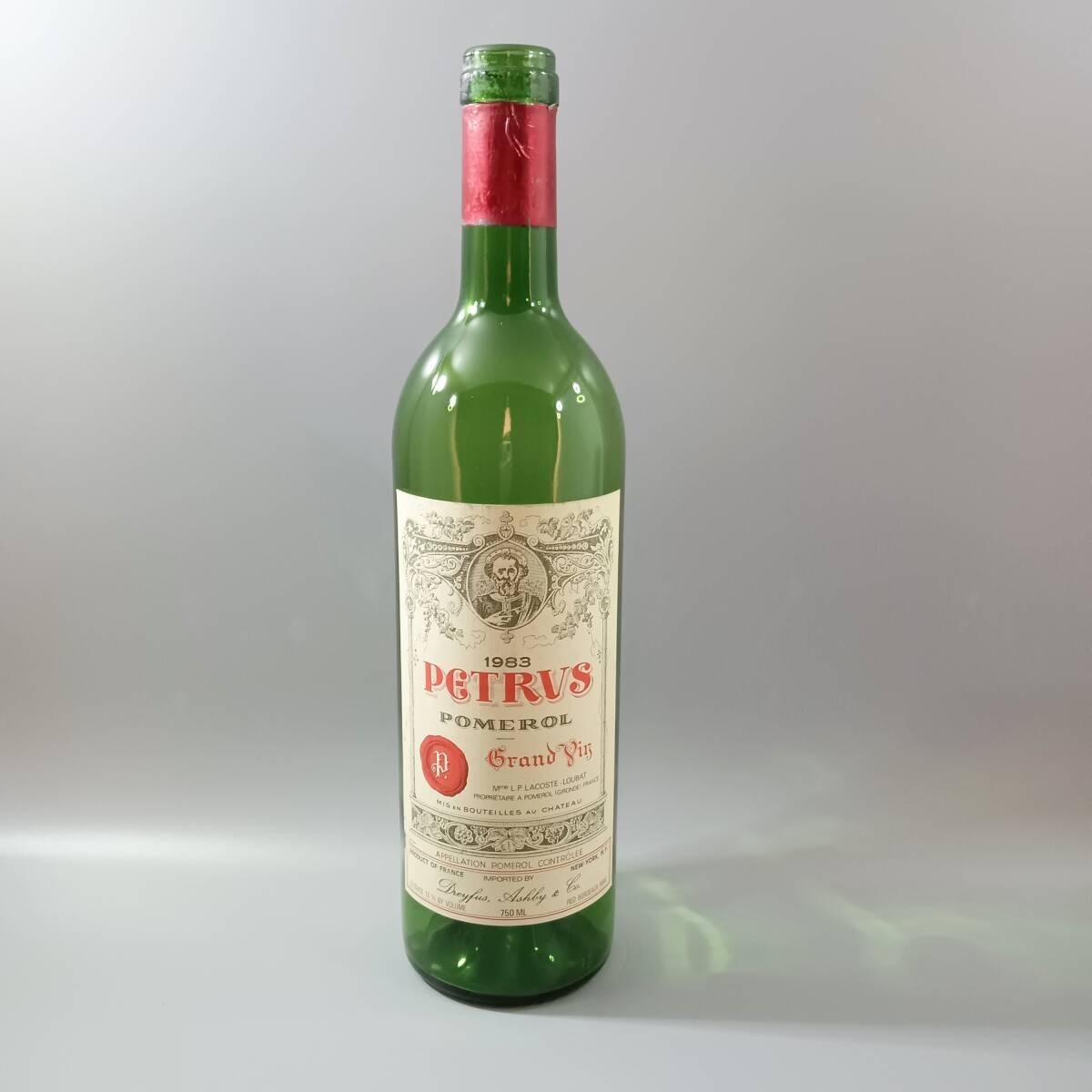 Petrus Pomerol 1983 Empty Wine Bottle 750ml No Cork Display Used from JPN