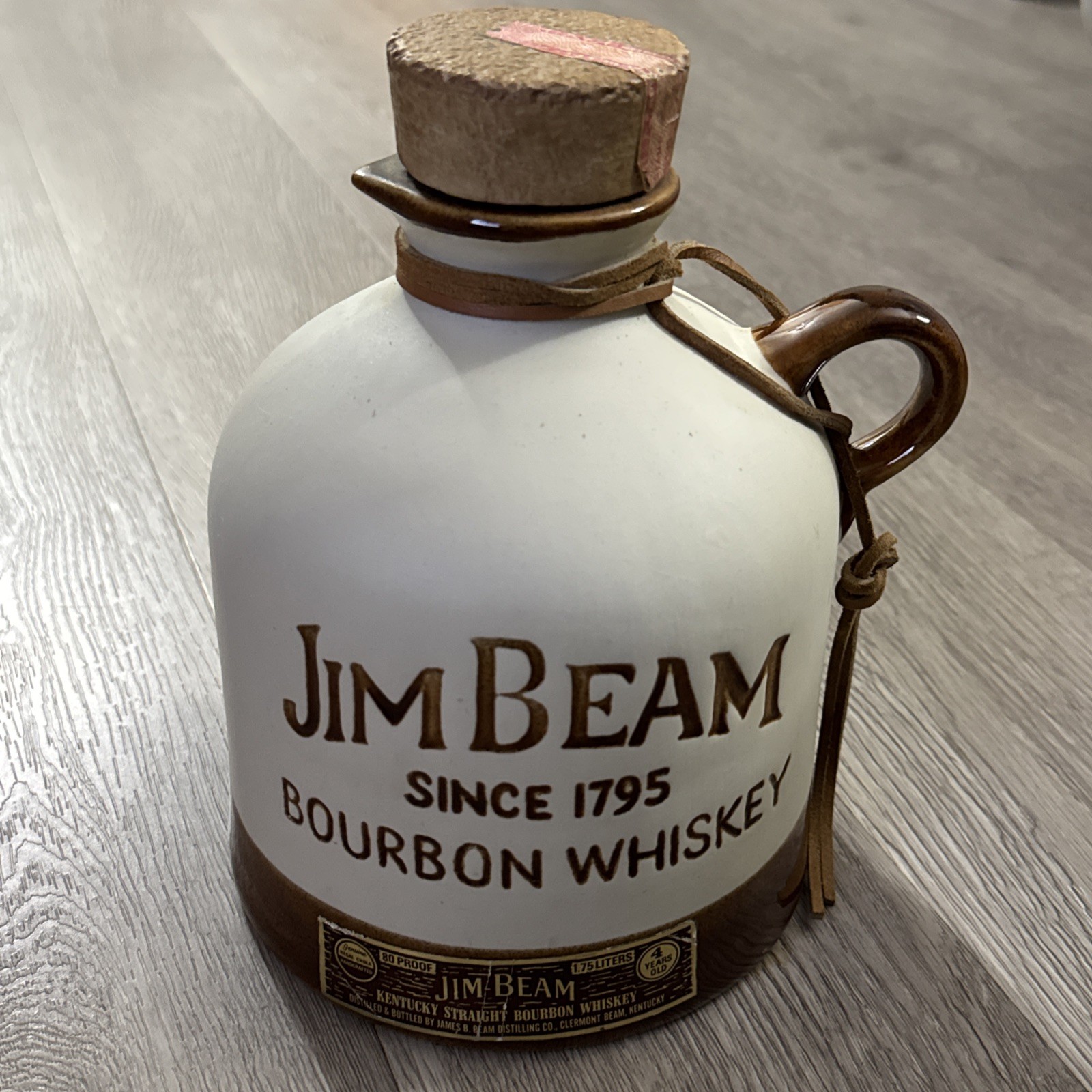 Vintage 1981 Jim Beam Bourbon Whiskey Regal China Empty Jug With Cork 1/2 Gallon