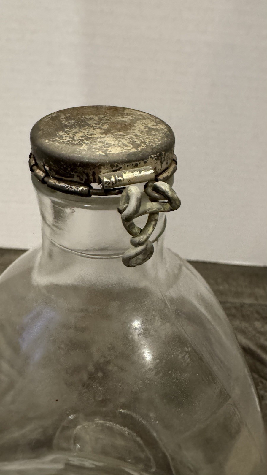 Haig & Haig Liquor Bottle With Ohio Seal Revenue Stamp, From Swedish, Gotland