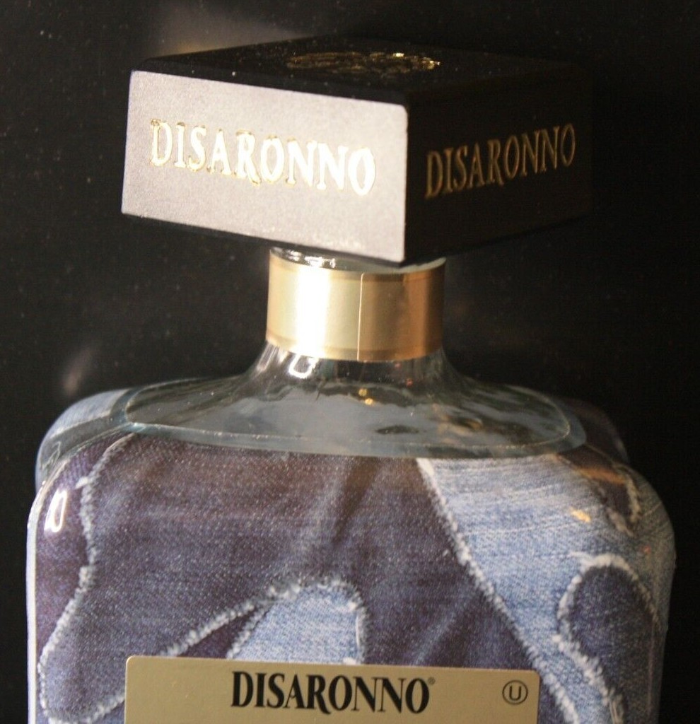 Disaronno Denim Special Edition Bottle – Empty – 750 mL & 4 Disaronno Glasses