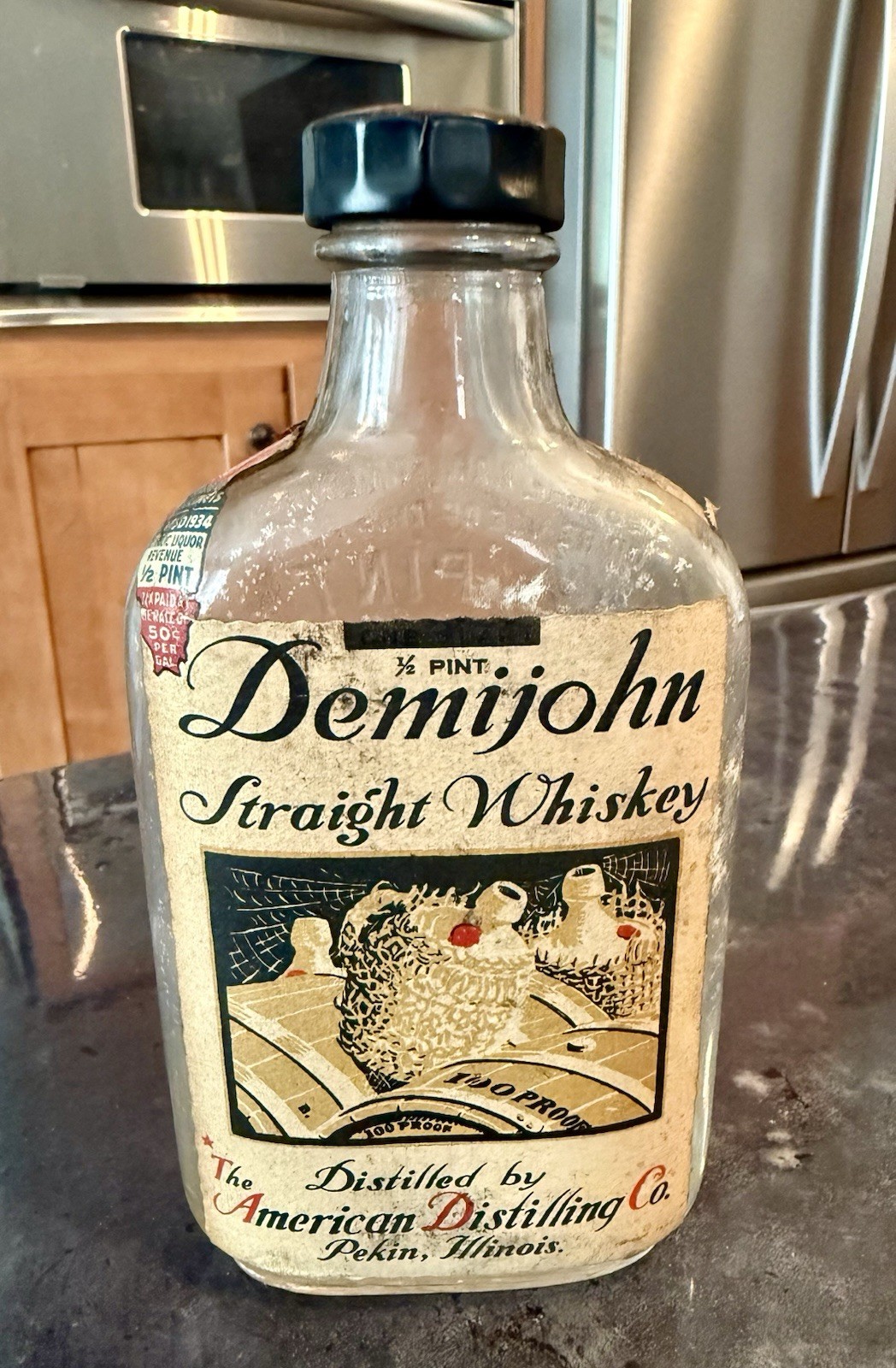 Demi John American Distillery Pekin Illinois IL WHISKEY 1/2Pt BOTTLE Paper Label