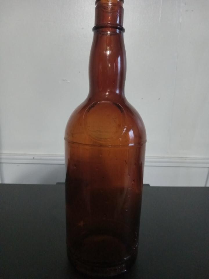 Dark Vintage Whisky Bottle – Amber Brown Liquor Bottle