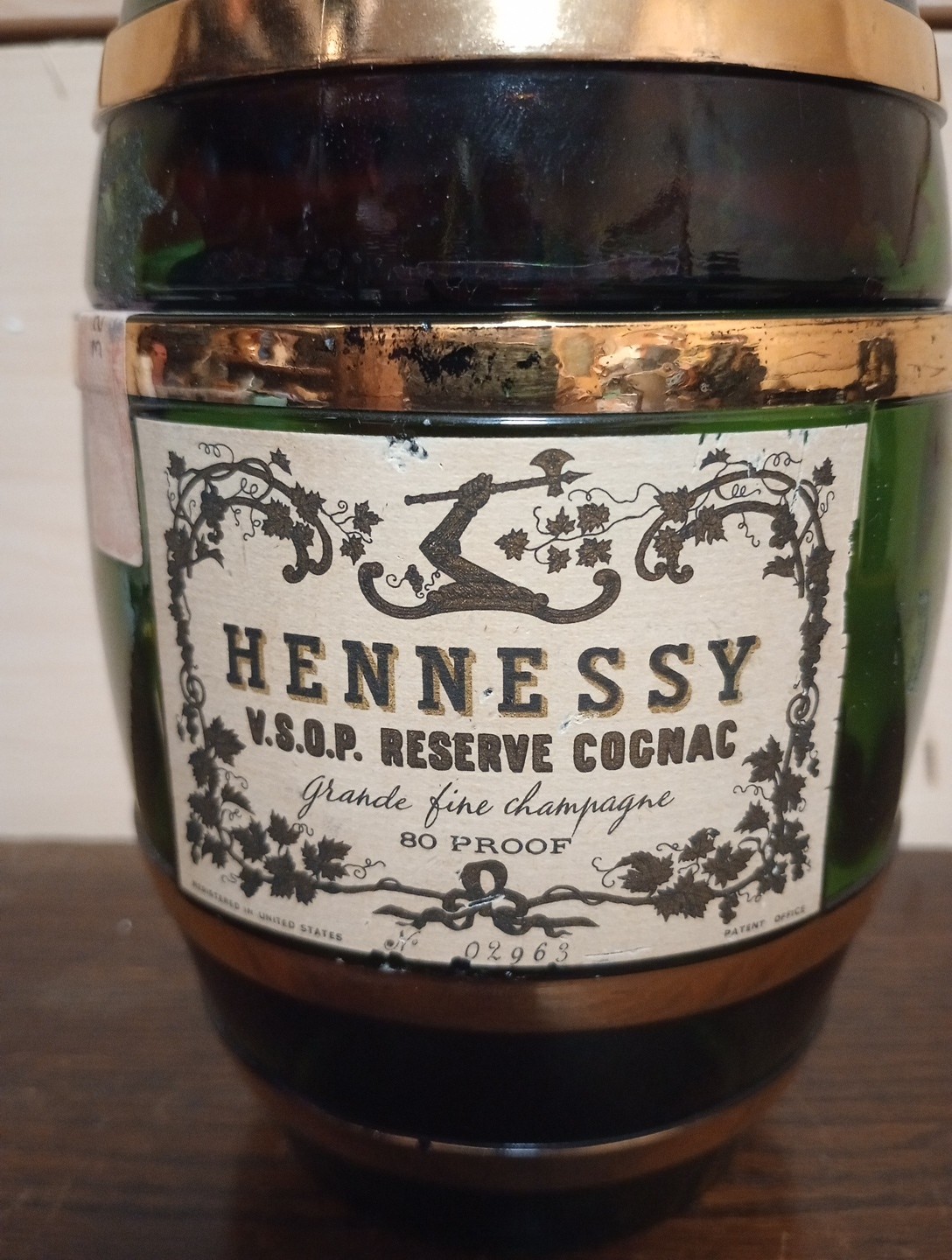 Vintage VSOP Reserve Hennessy 1 Quart Green Glass Barrel Empty Decanter