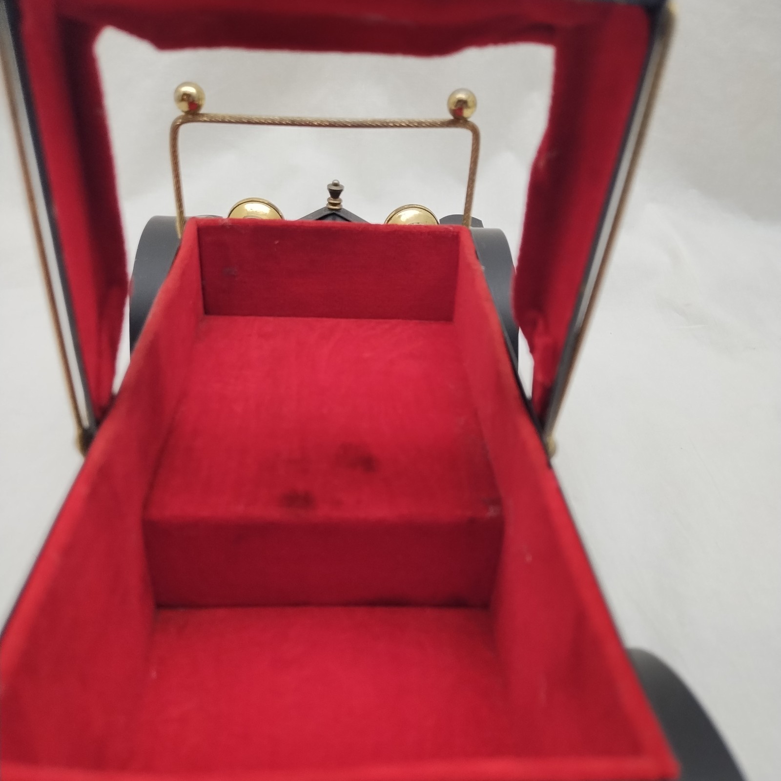 Liquor Bar Car Music Box Holds Bottle and Shot Glasses 1970’s Rare Vintage