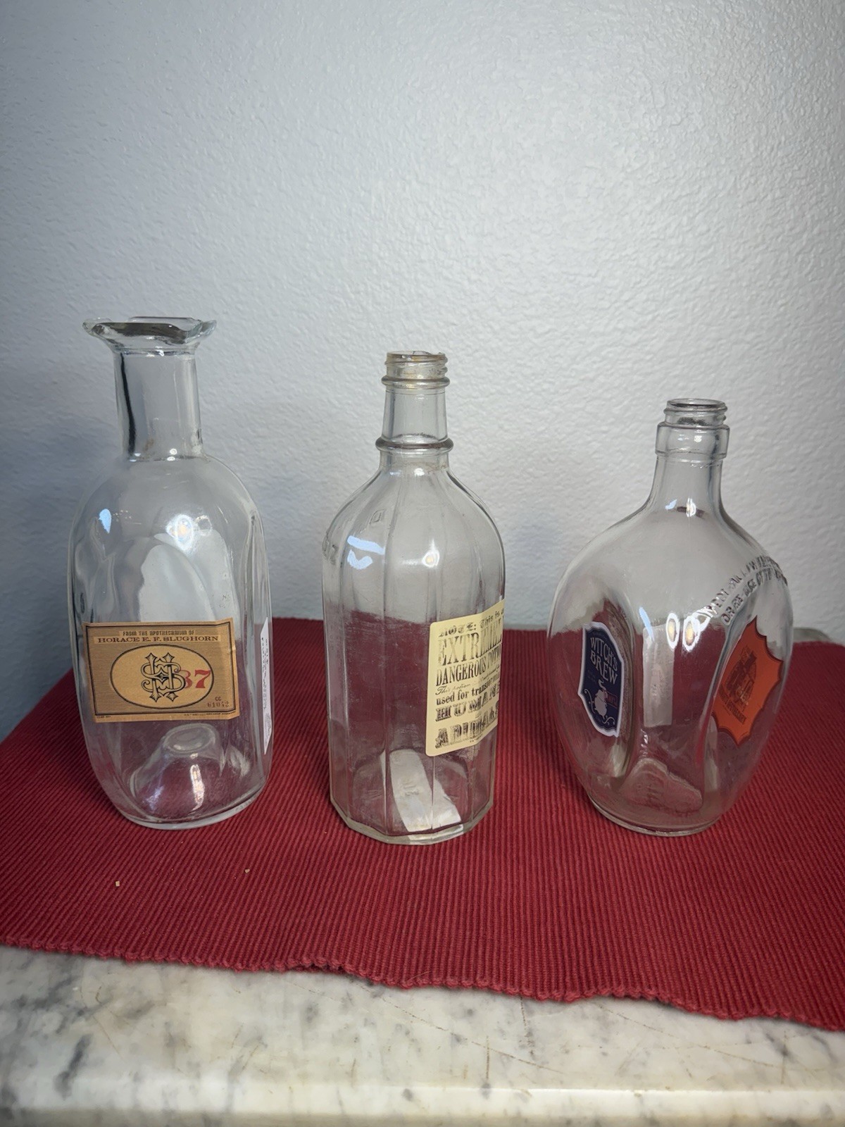 Vtg Glass Bottle Haig Scots Whiskey Bottle Scotland ,1pt 9oz Bottle,1 Beveled