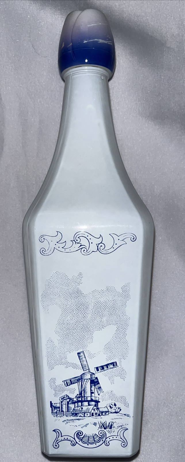 Vintage Vandermint Glass Dutch Windmill Decanter Bottle EUC FREE SHIPPING