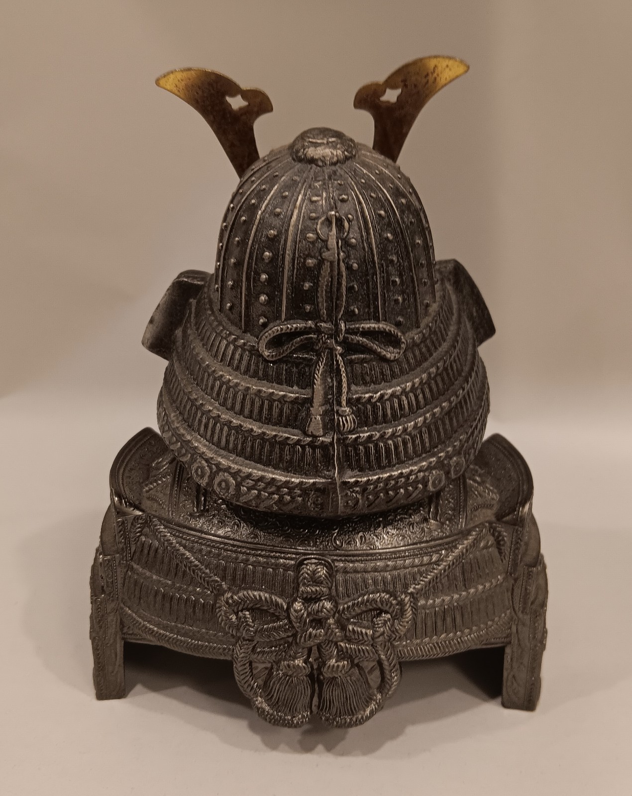 Nikka Whisky Gold & Gold Armor Helmet Armor Bottle Cover Cap