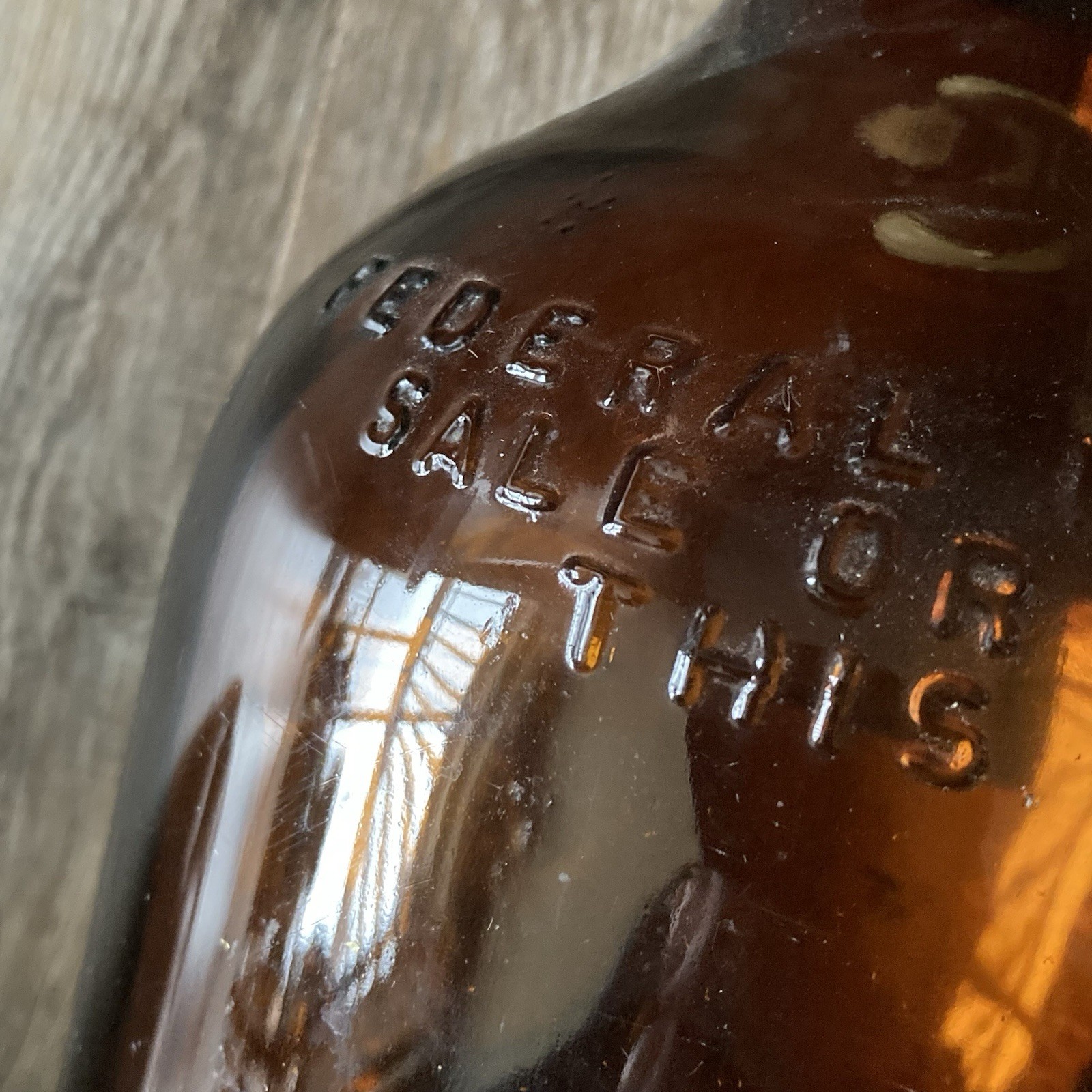 Antique Vintage Seagram’s 7 Seven Crown Whiskey Glass Bottle 1 Quart Empty