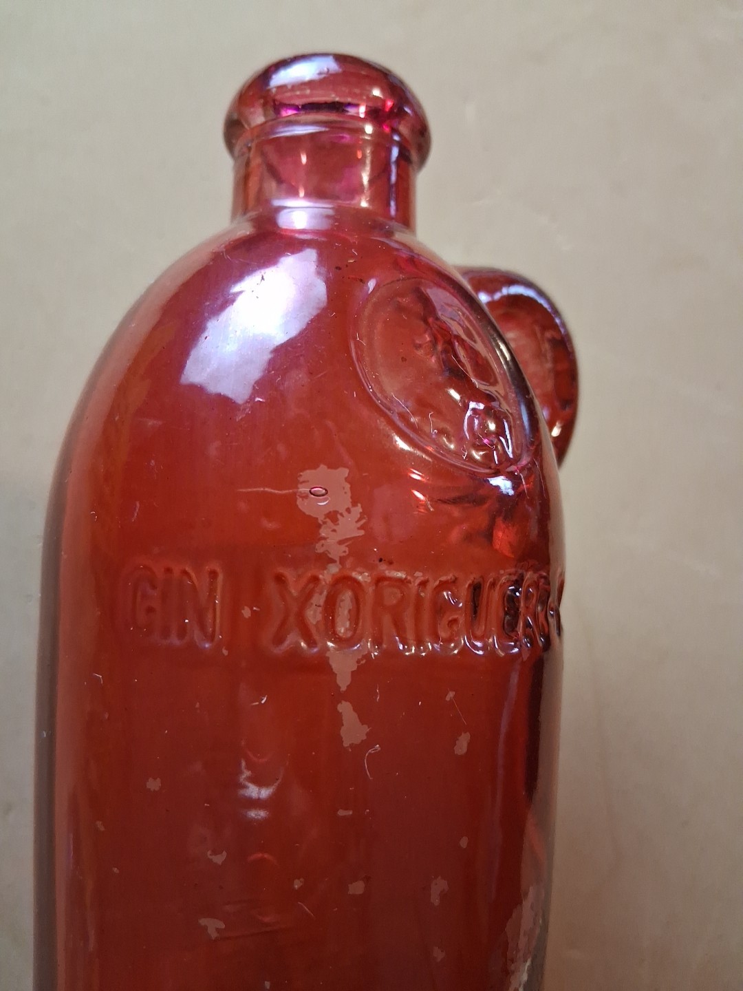 Vintage Gin Xoriguer-Mahon Menorca Bottle Red Handle Maroon Jug Original Spain