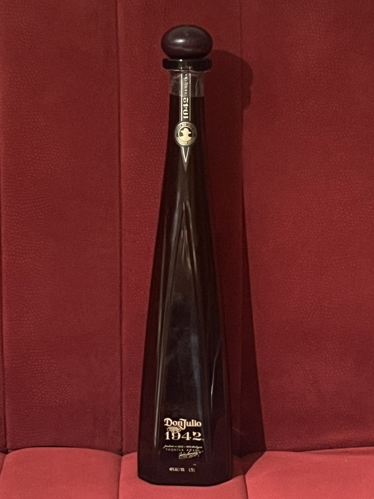 Don Julio 1942 Tequila Bottle w/top 1.75 L. MAGNUM Big Bottle Collection empty