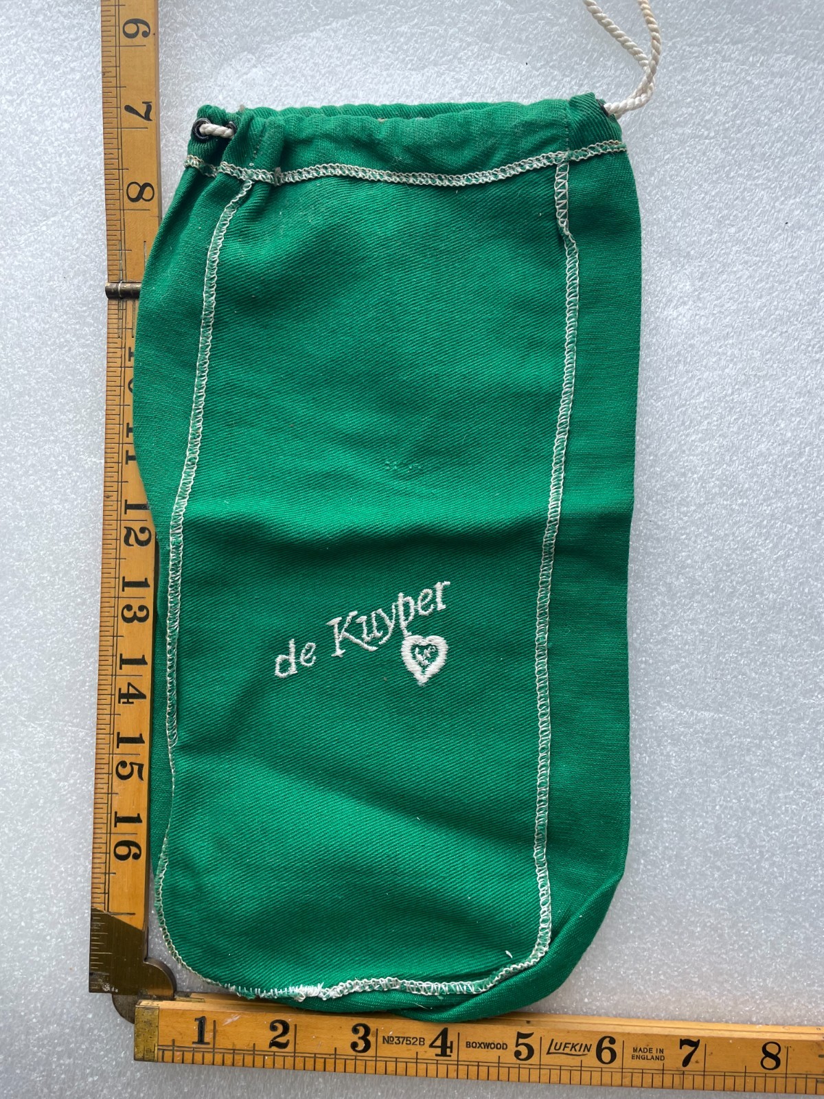 VINTAGE DE KUYPER GIN BOTTLE GREEN BAG SIGN FREE SHIP CANADA USA DEKUYPER