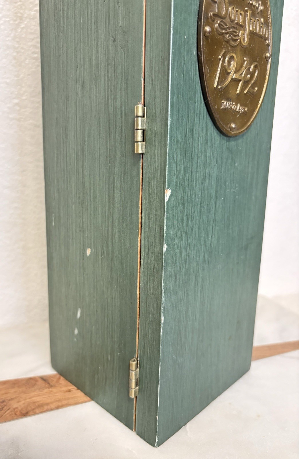 RARE Vintage Don Julio 1942 Tequila Green Wooden Coffin Box Display Case ONLY
