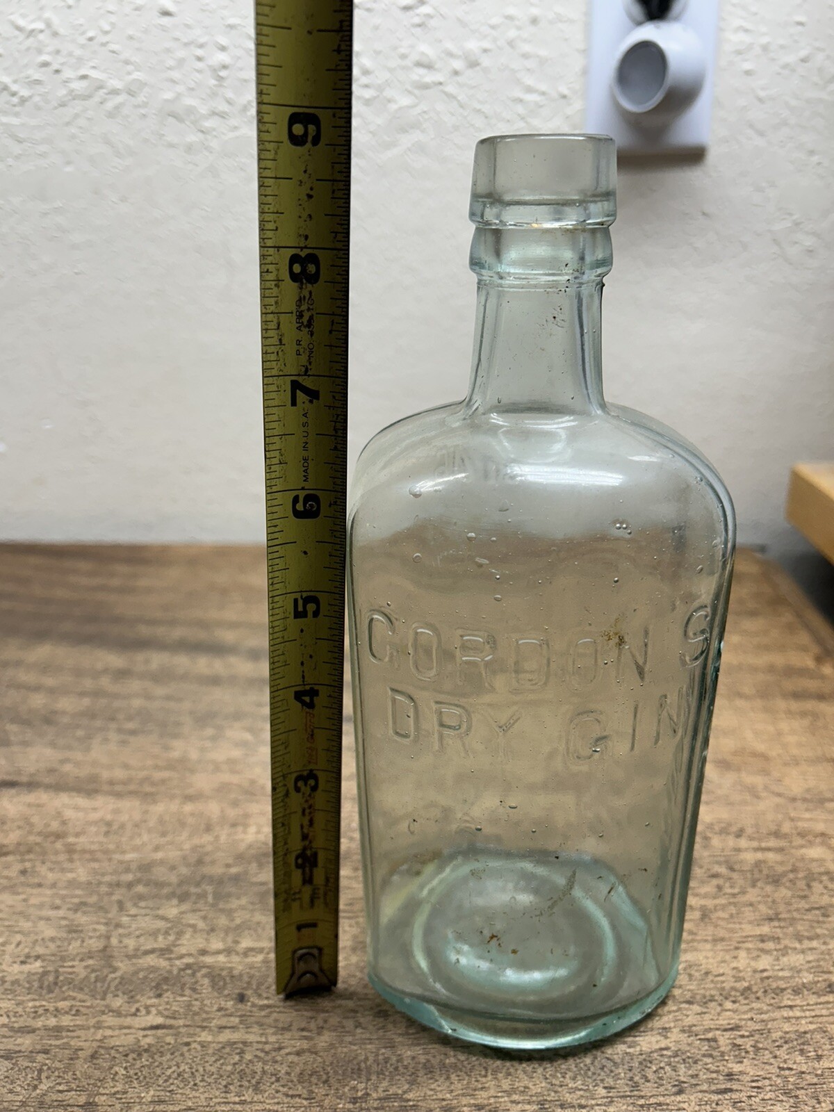 Vintage Gordon’s Dry Gin England Green Bottle with Boar’s Head Logo ~ Reg.610617