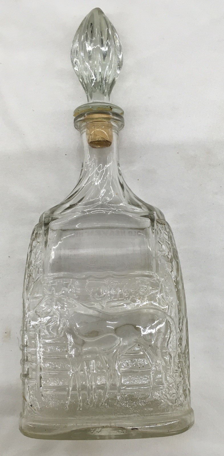 Kentucky Bourbon Whiskey Glass Decanter W/Stopper & Horses c5