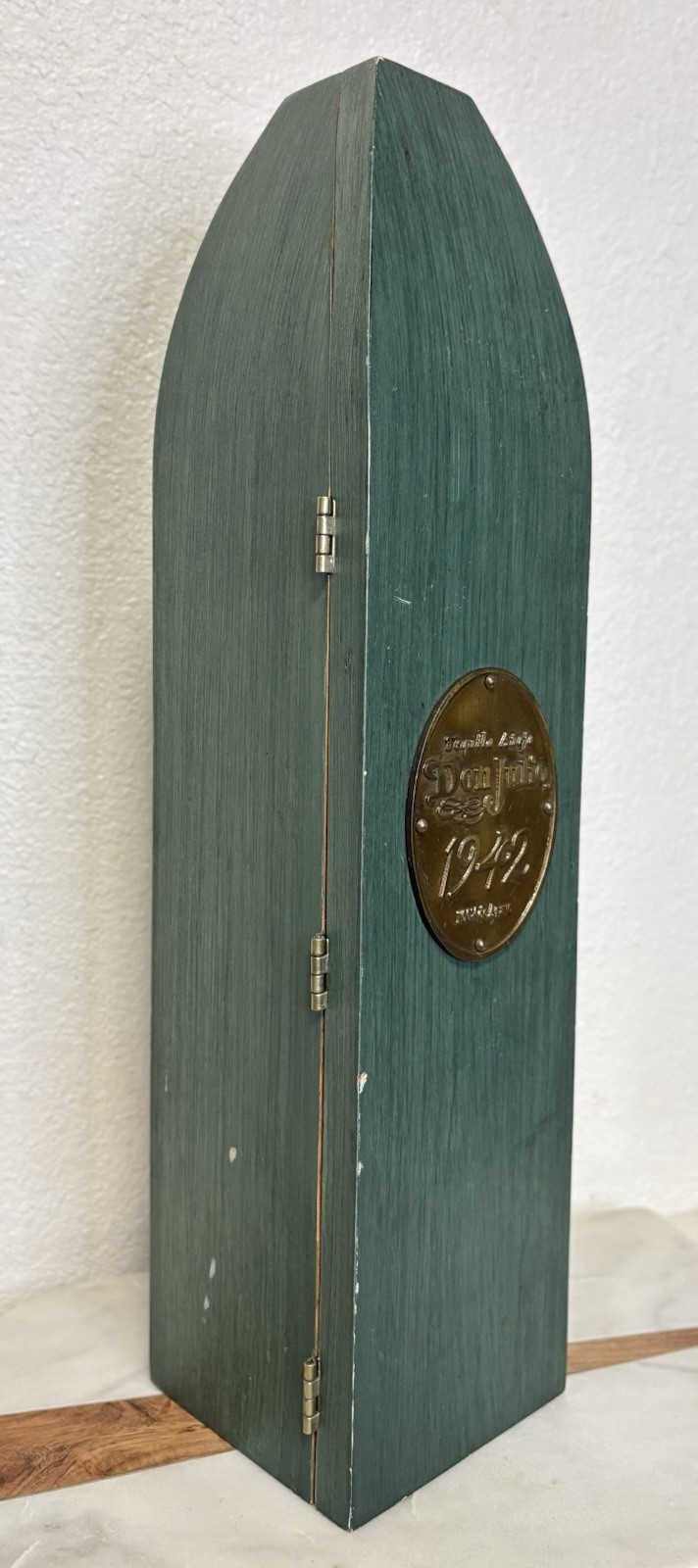RARE Vintage Don Julio 1942 Tequila Green Wooden Coffin Box Display Case ONLY