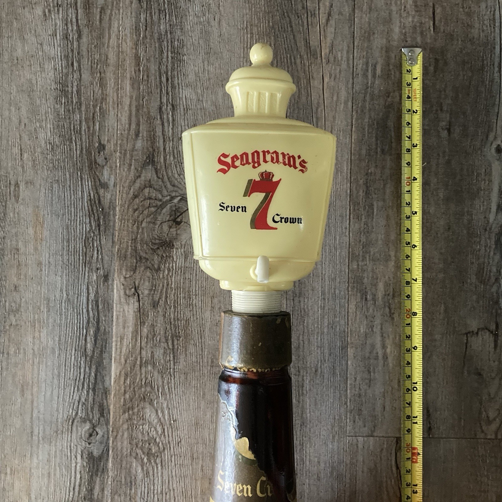 Antique Vintage Seagram’s 7 Seven Crown Whiskey Glass Bottle 1 Quart Empty