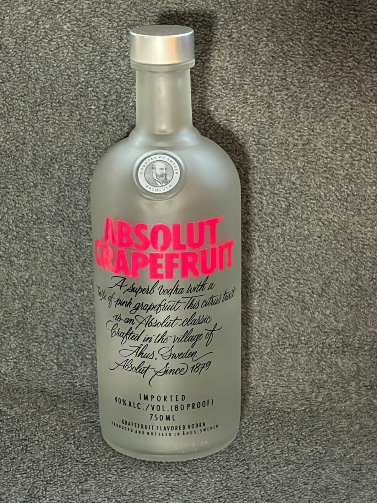 Absolut Grapefruit Vodka Bottle Frosted Glass Pink Letters EMPTY 750ml