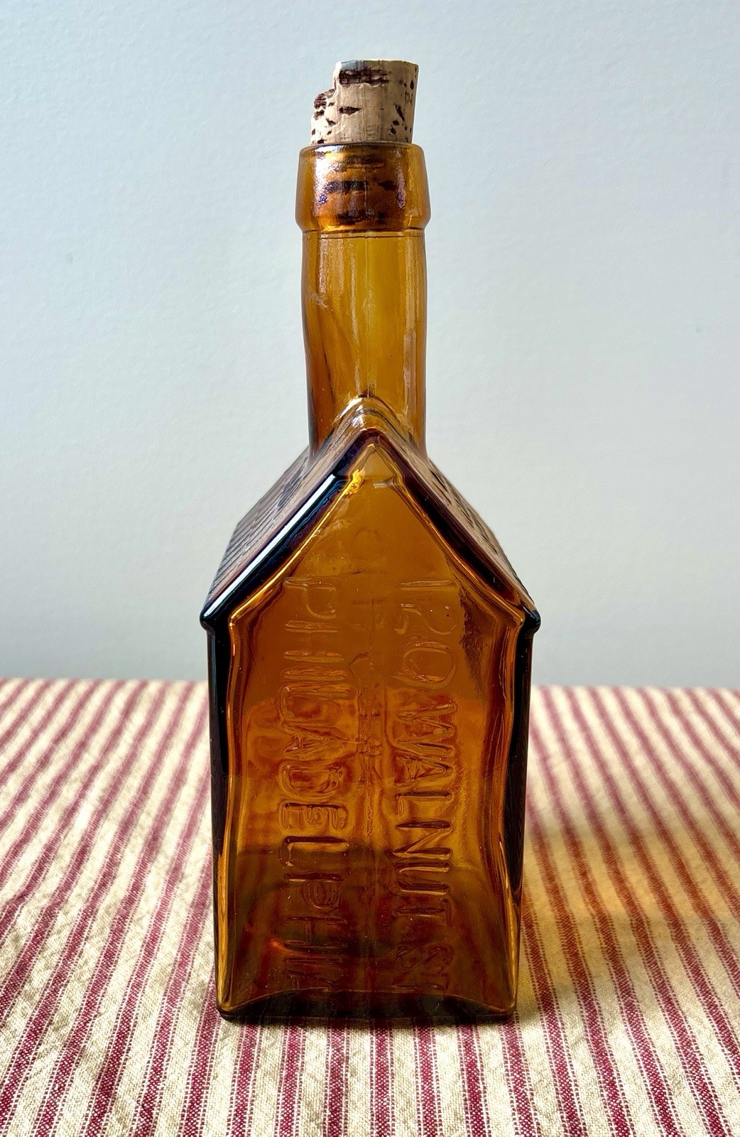 Vntg E C Booz’s Old Cabin Whiskey Amber Glass Bottle & Cork Philadelphia 8”