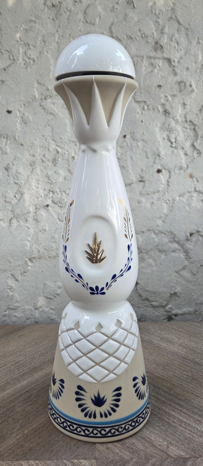 1 Empty Clase Azul Añejo 750 ML, Tequila Signed Bottle