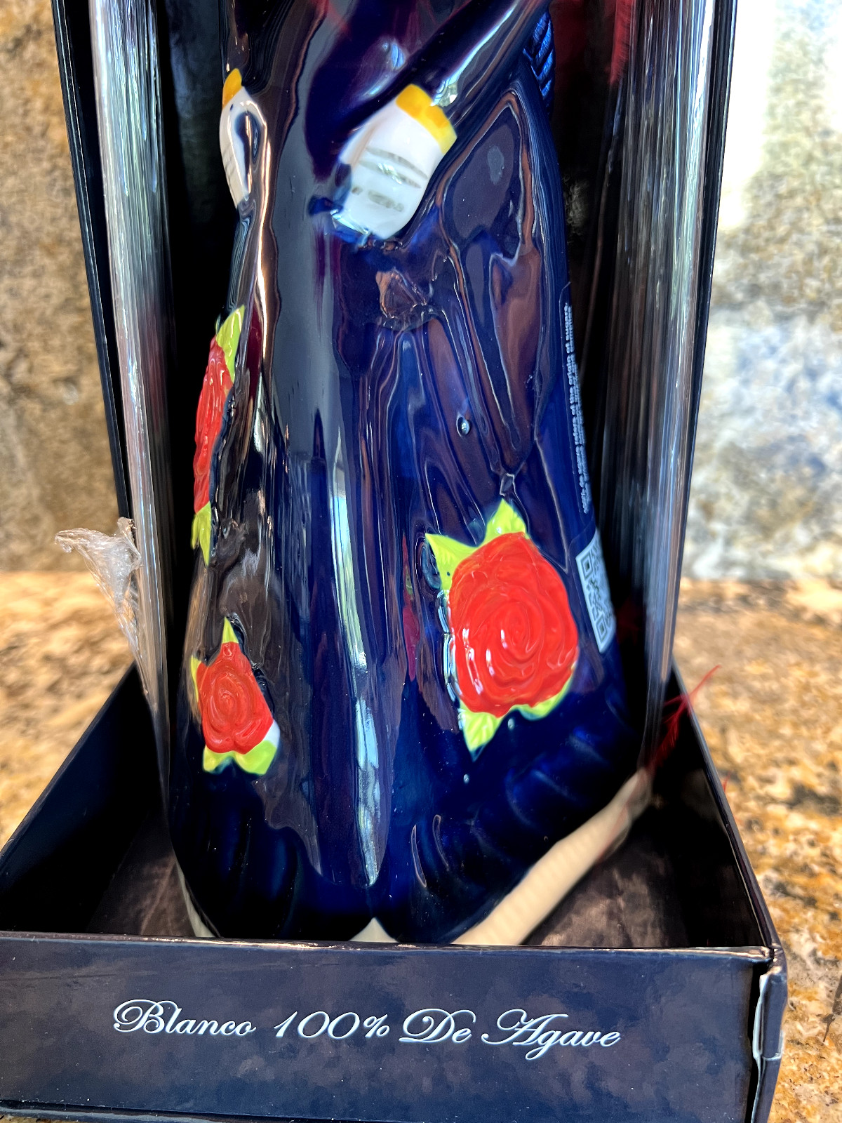TITA DONA CELIA TEQUILA Ceramic BOTTLE DECANTER Figurine DAY OF THE DEAD Statue