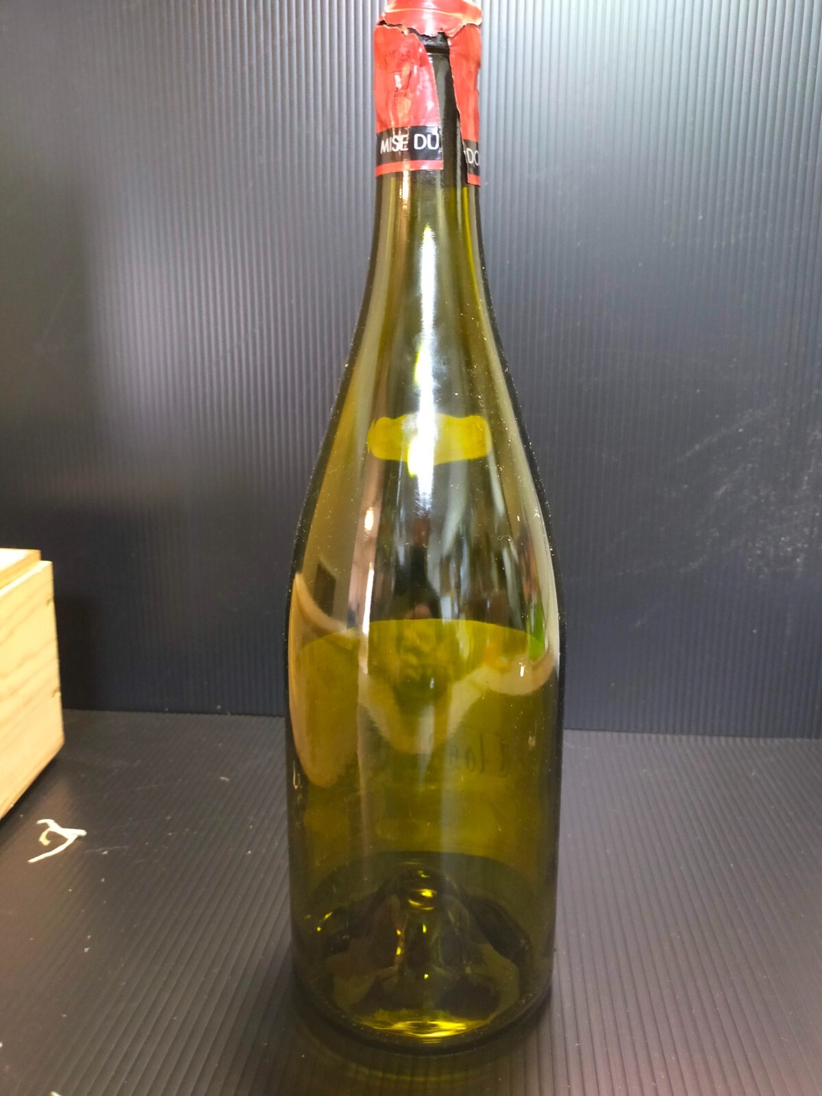 Clos De Tart Grand Cru 2001 Magnum 1.5L Size (empty) Glass Bottle Box Capsule