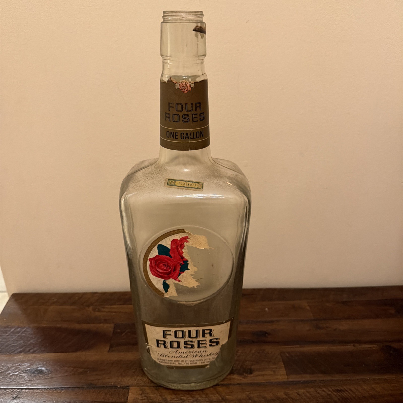 VTG 1960’s Four Roses One Gallon Blended Whiskey 19″ Glass Bottle No Lid