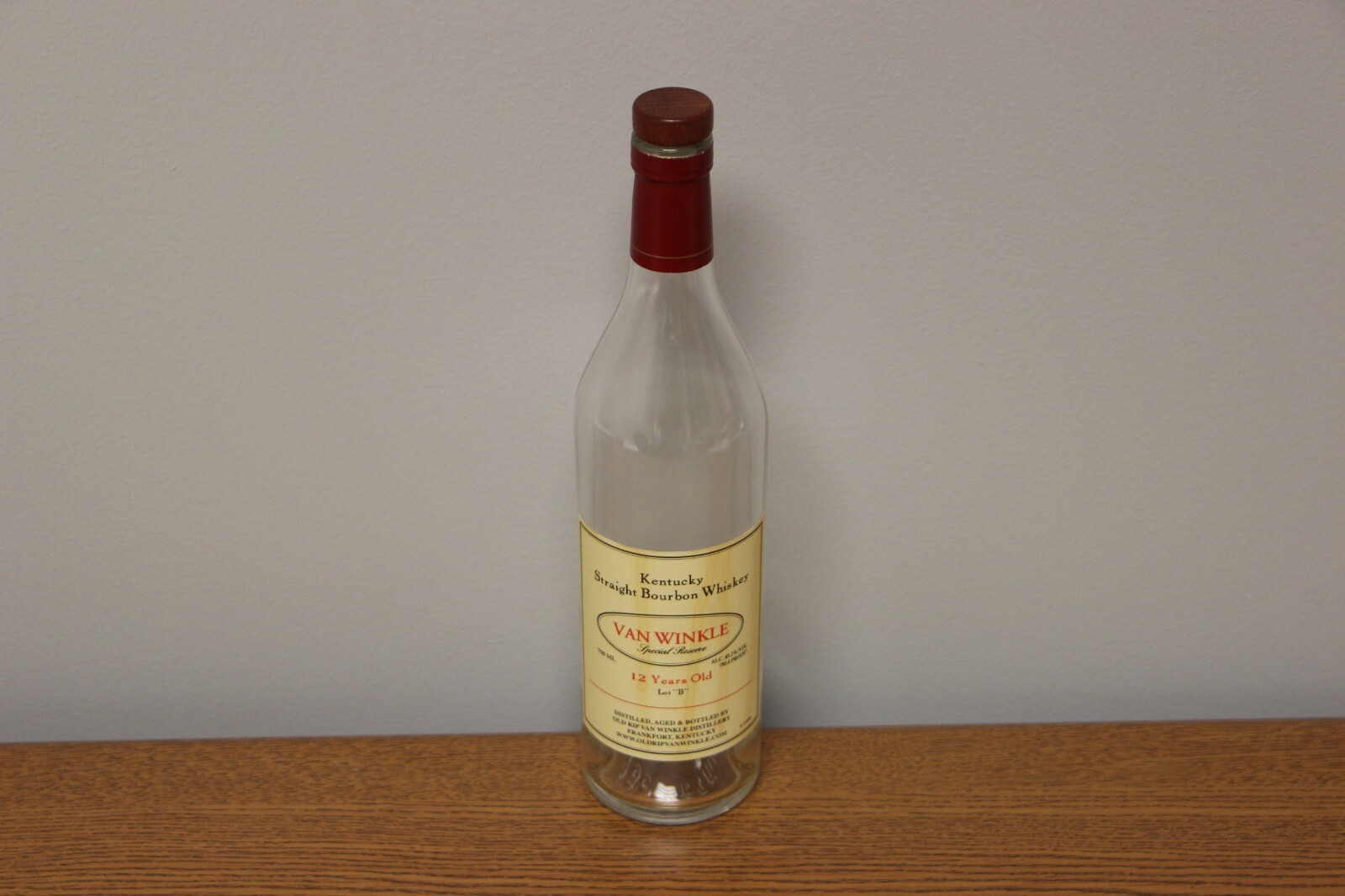 2025 Pappy Van Winkle – Van Winkle Special Reserve 12 Year Lot «B» empty bottle