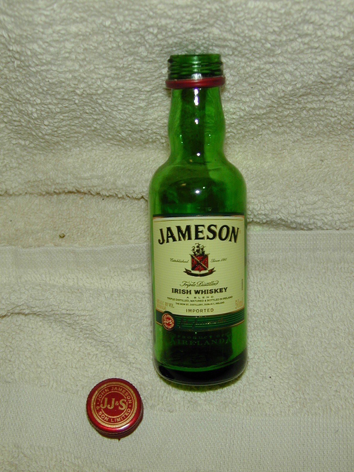 (10) JAMESON IRISH WHISKEY 50ML GLASS BOTTLES EMPTY » AS IS» W/CAPS 10 10