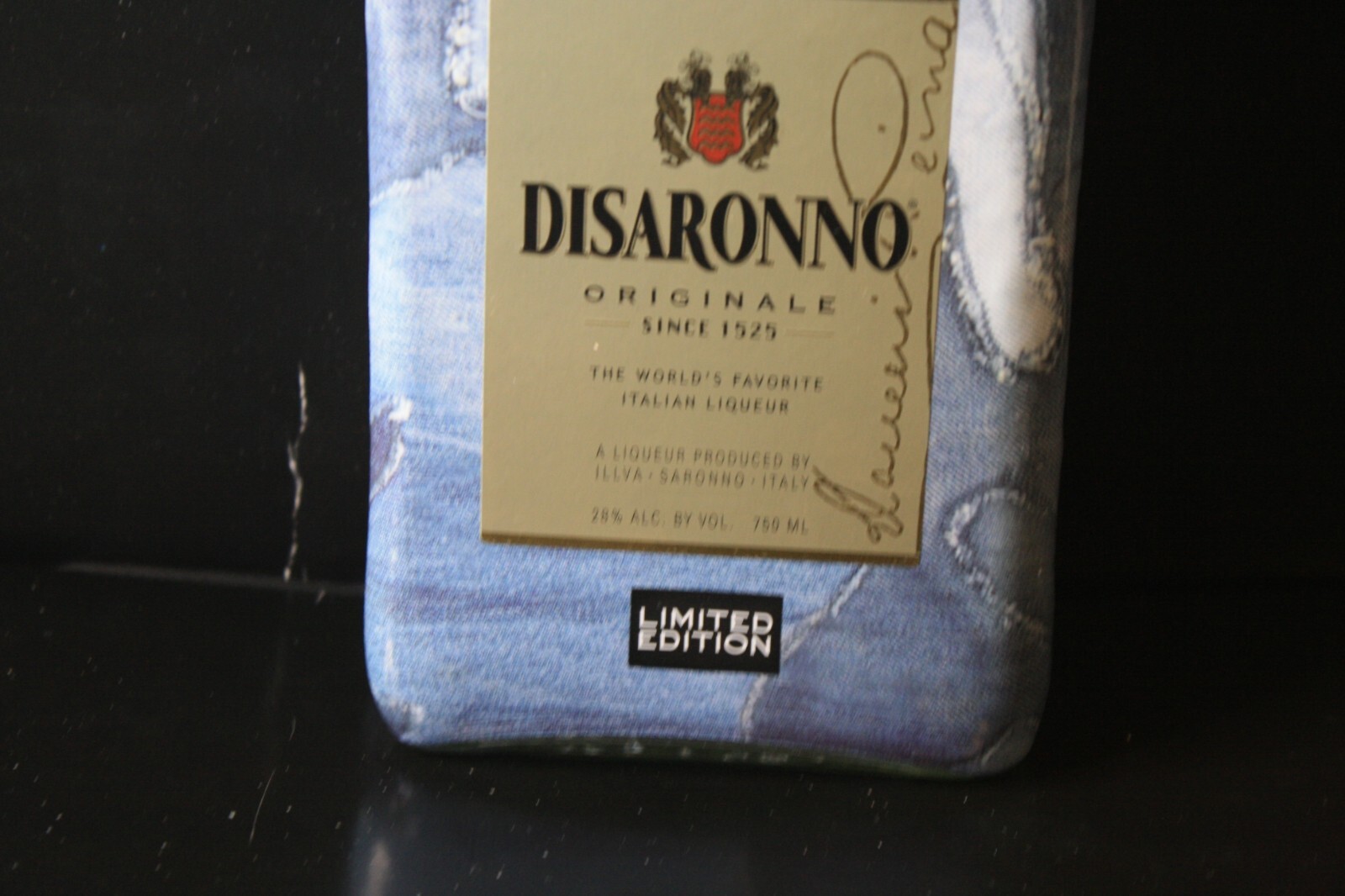 Disaronno Denim Special Edition Bottle – Empty – 750 mL & 4 Disaronno Glasses
