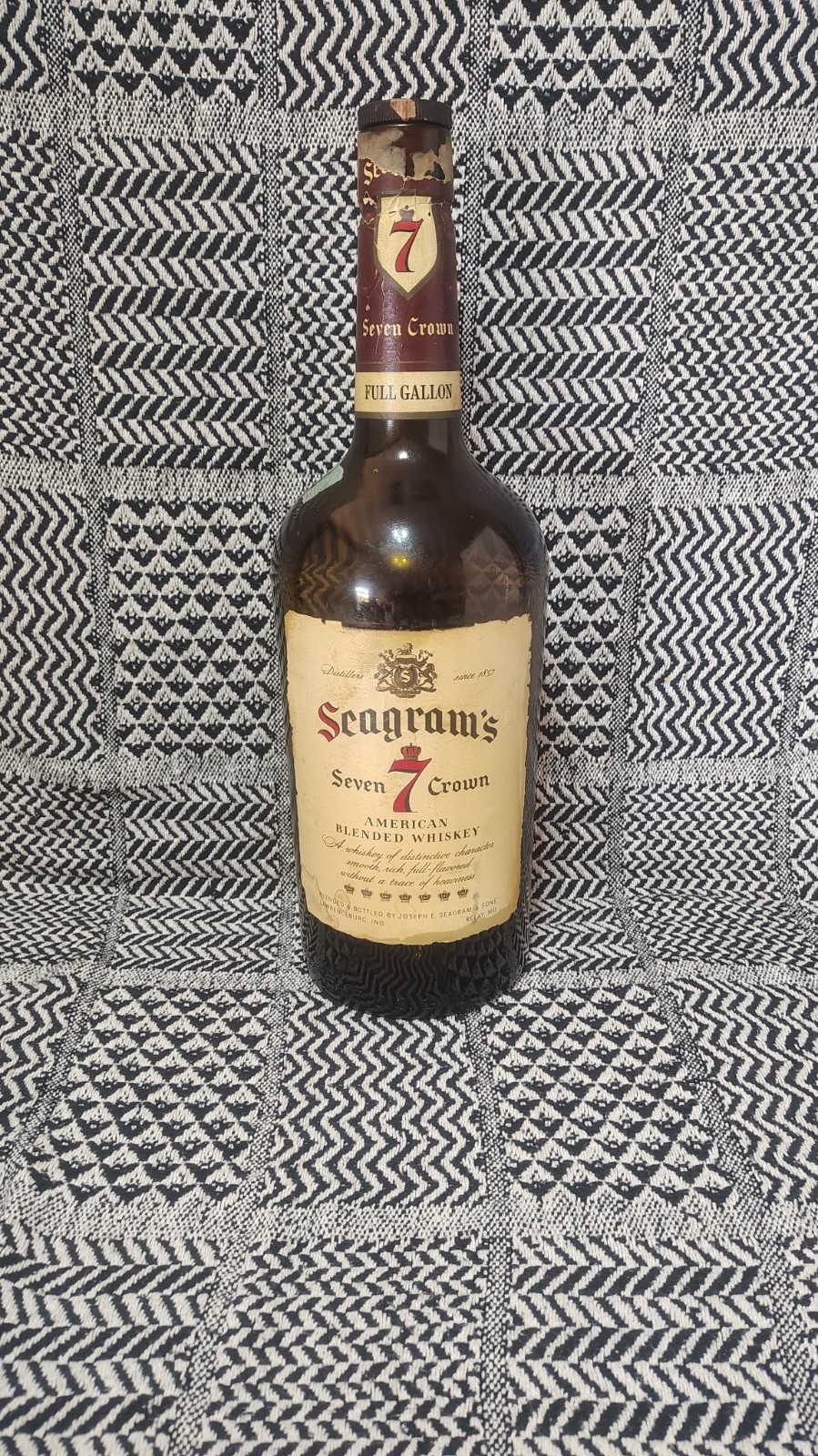 Antique Vintage Seagram’s 7 Seven Crown Whiskey Glass Bottle 1 Gallon Empty