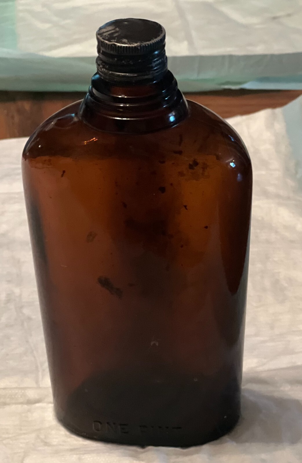 Vintage Dark Amber One Pint Whiskey Bottle