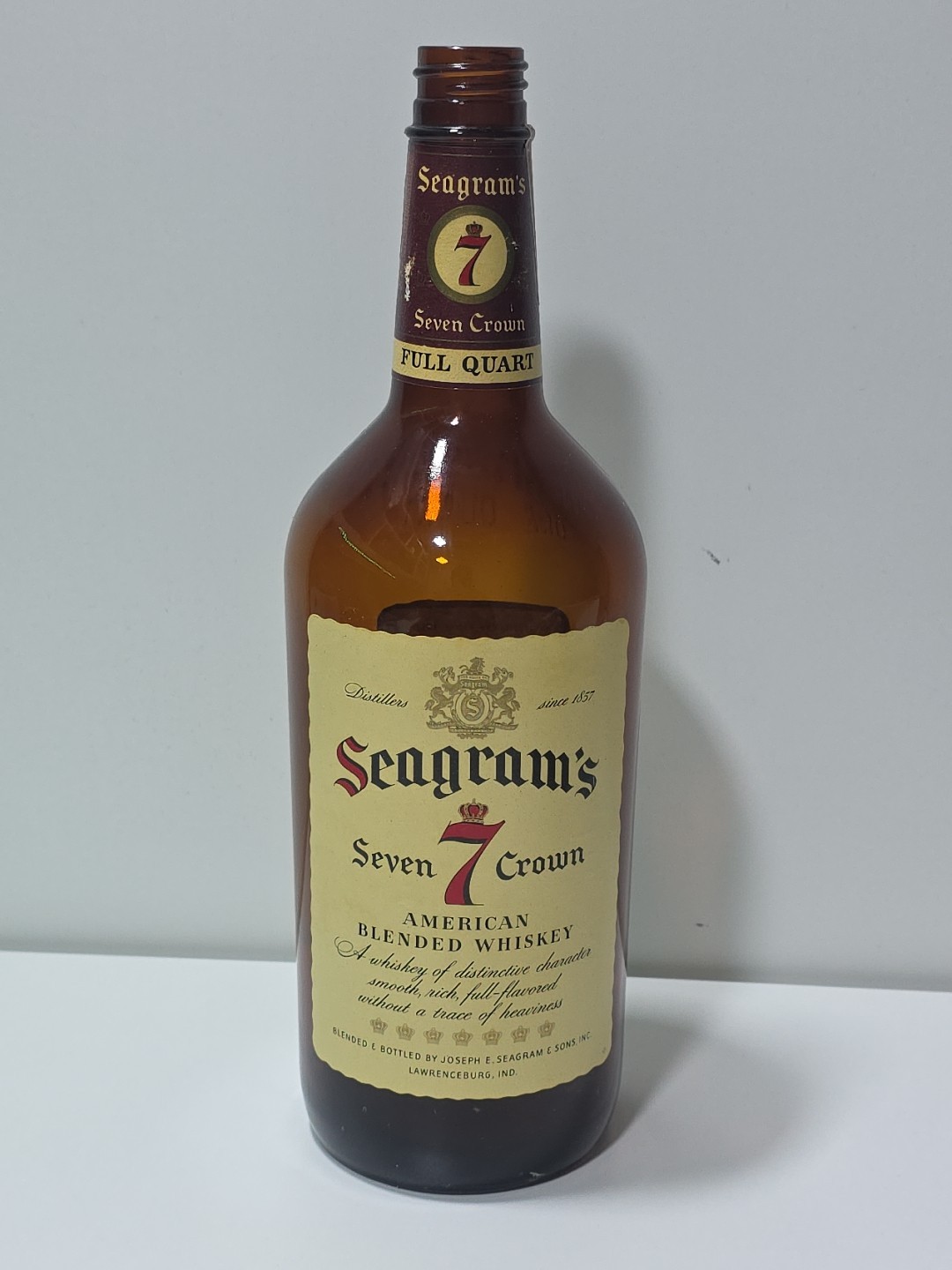 Vintage Seagram’s 7 Seven Crown Full Quart Amber Glass Whiskey Bottle Bar Decor