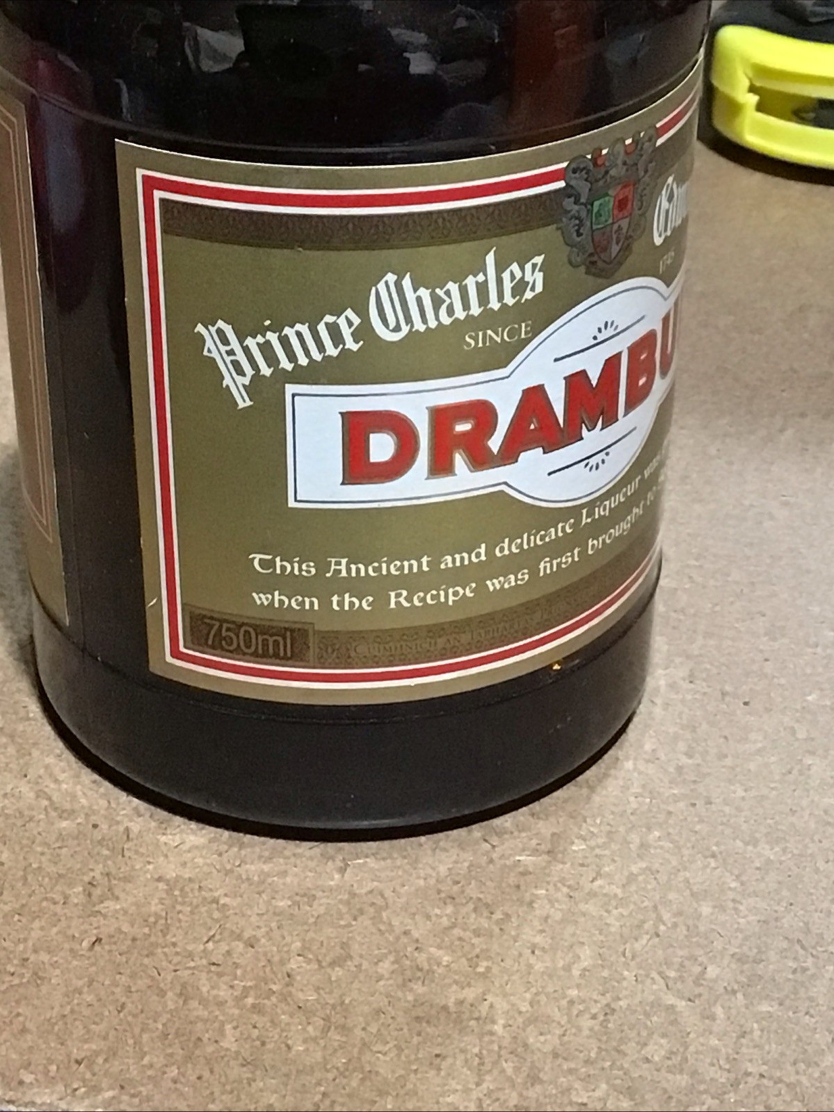 Old Drambuie Prince Charles Edward’s Liqueur 750ml Glass Bottle Empty, Unrinsed