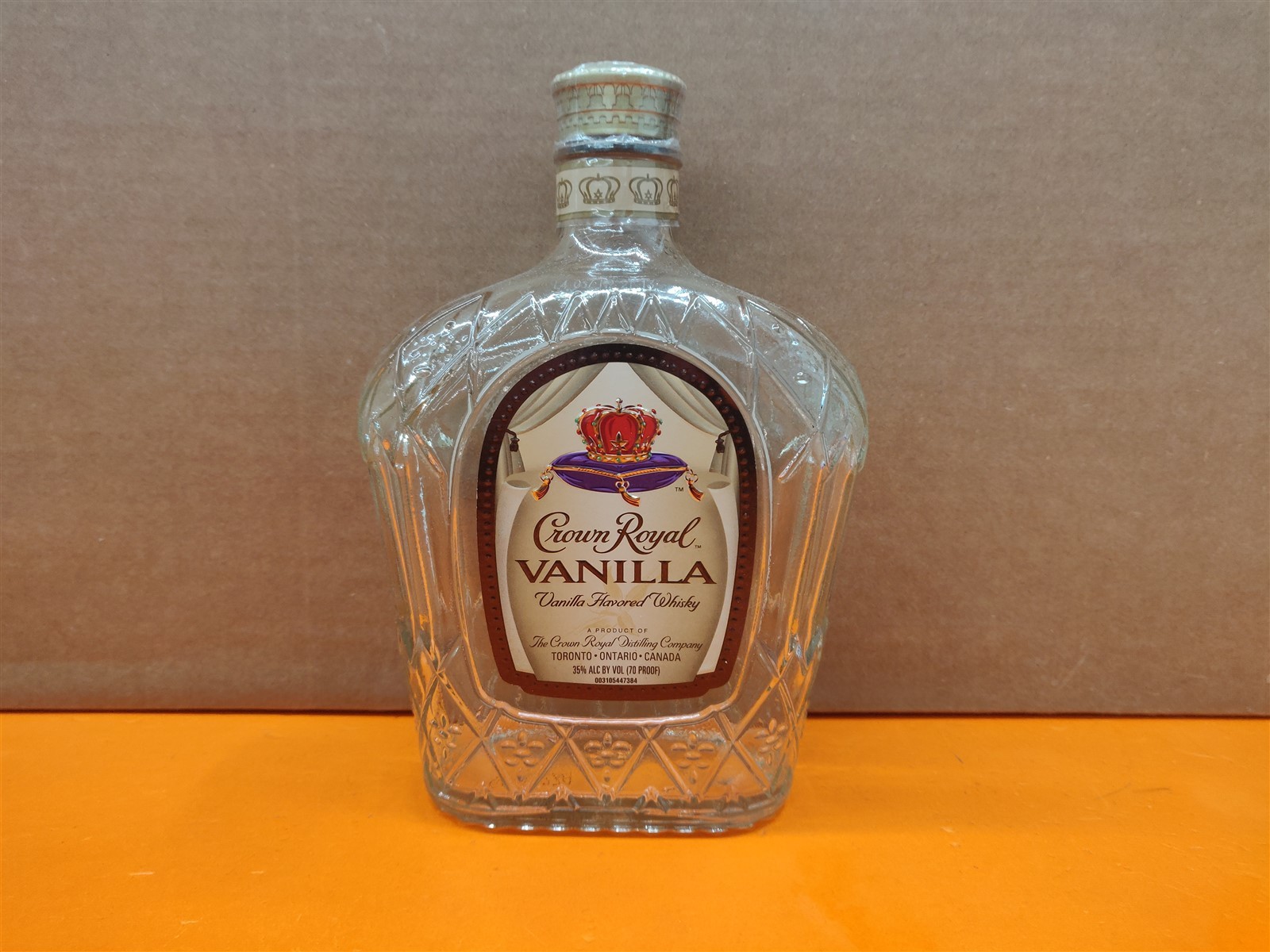 ⭐️⭐️⭐️⭐️⭐️ EMPTY 750mL Crown Royal Vanilla Bottle for Upcycle Crafts Décor