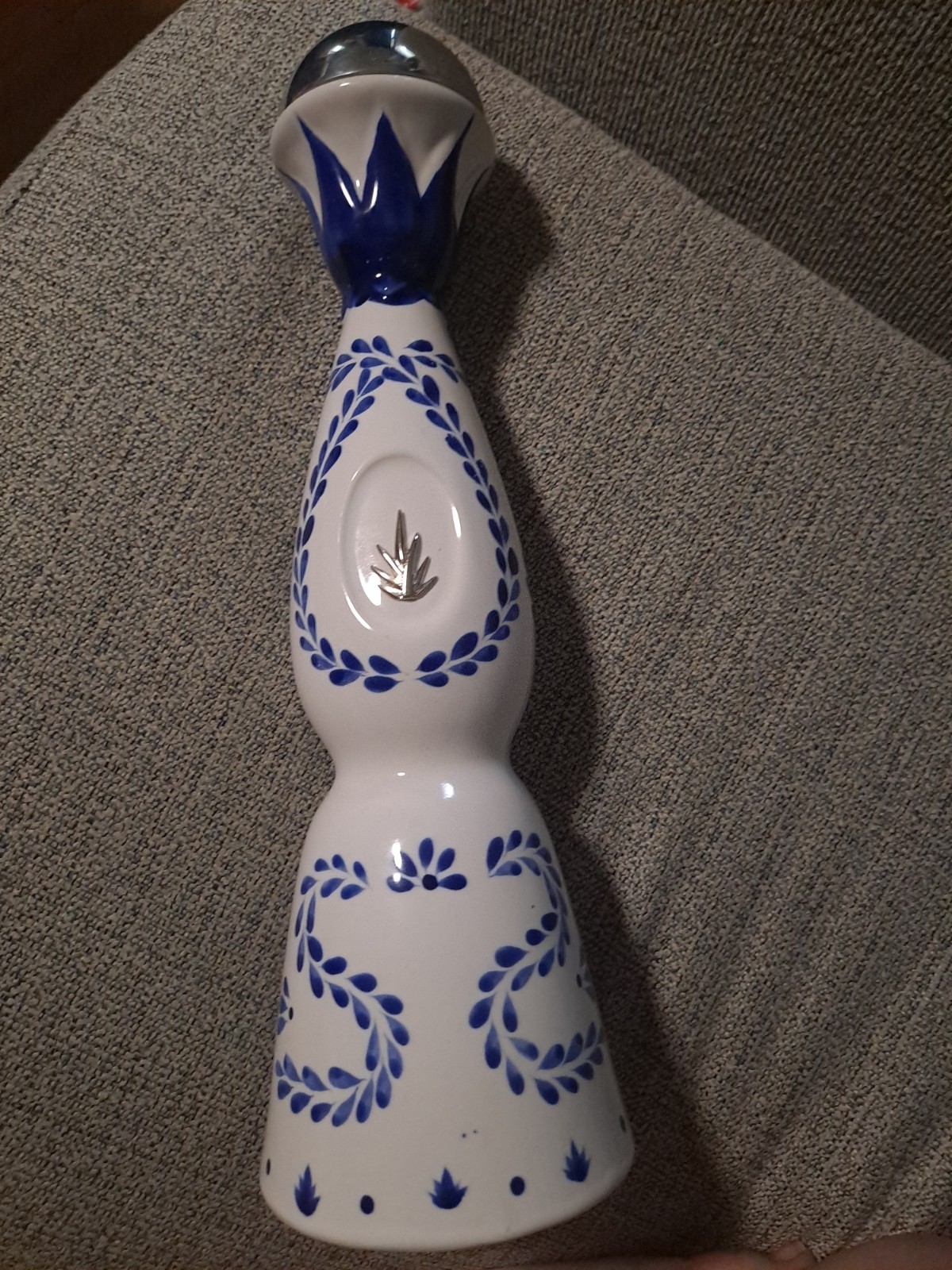 Clase Azul Reposado Tequila White And Blue Empty Bottle 750ml Rinsed